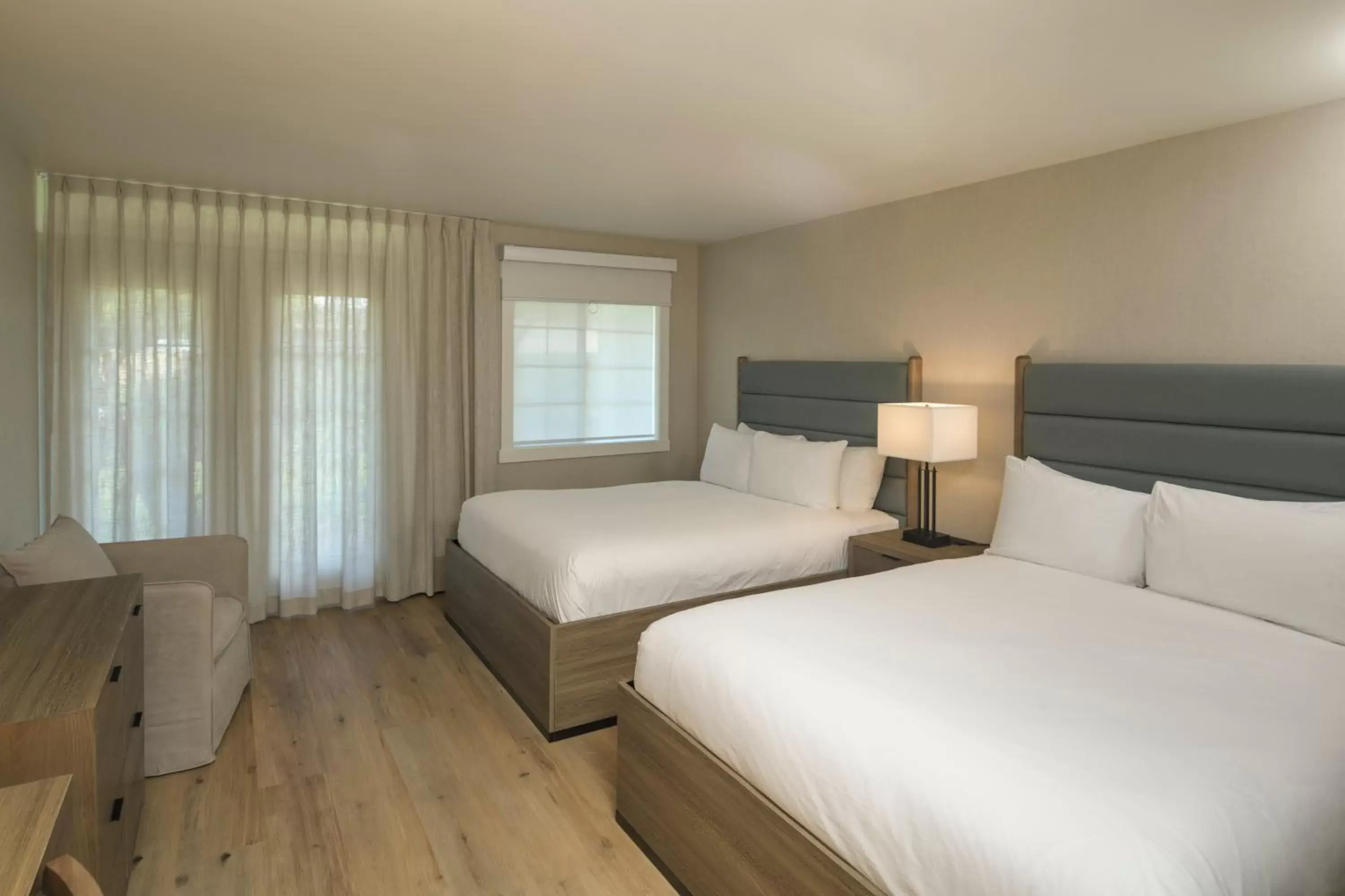 Bed in Ramada by Wyndham Penticton Hotel & Suites