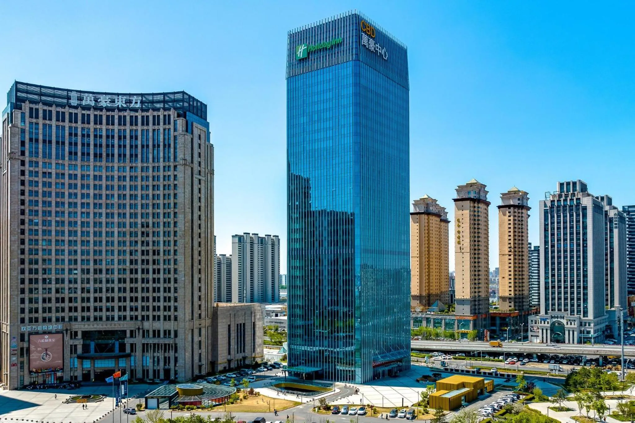 Property building in Holiday Inn Changchun Oriental Plaza by IHG
