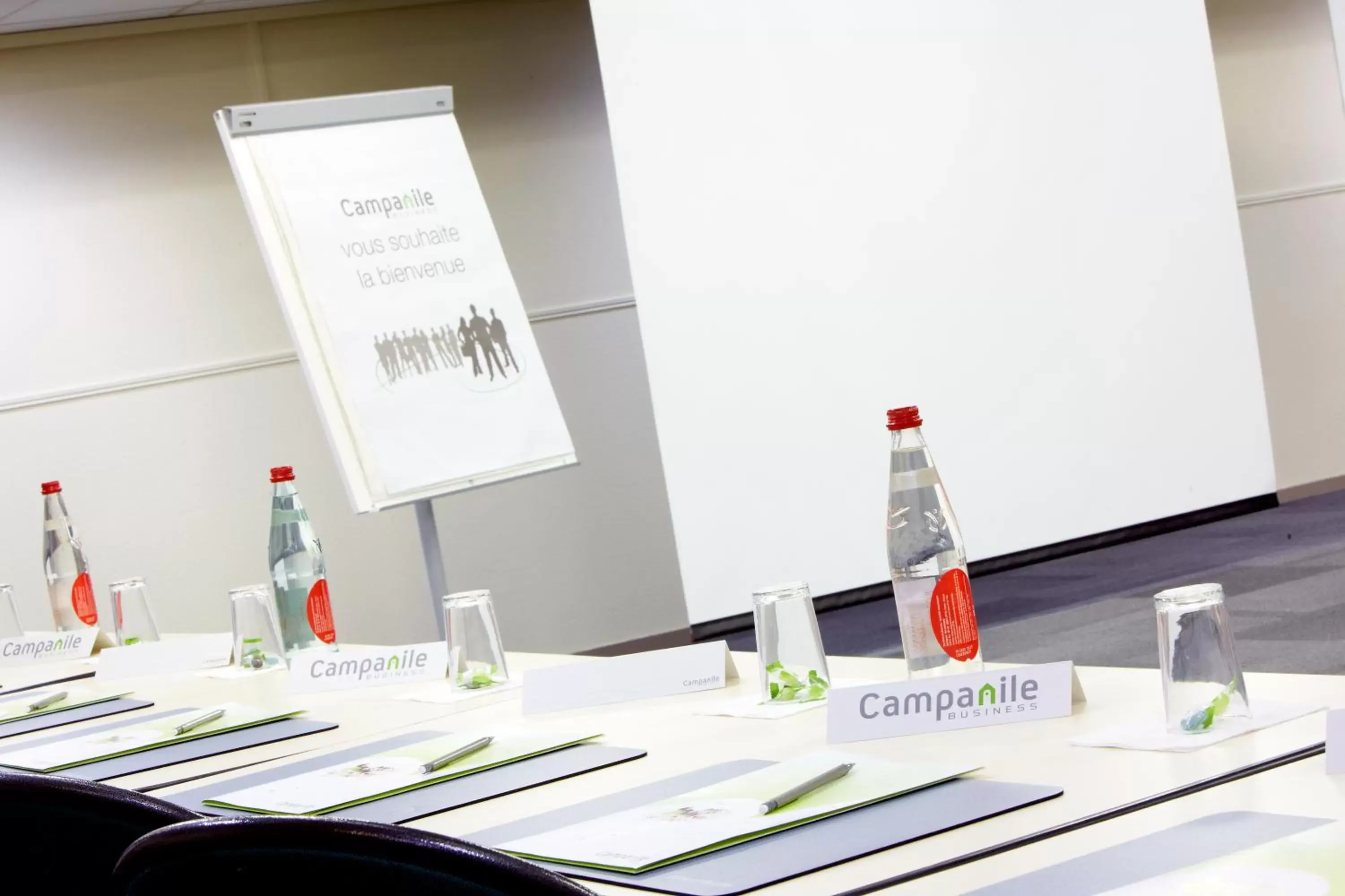 Business facilities in Campanile Paris Est - Porte de Bagnolet