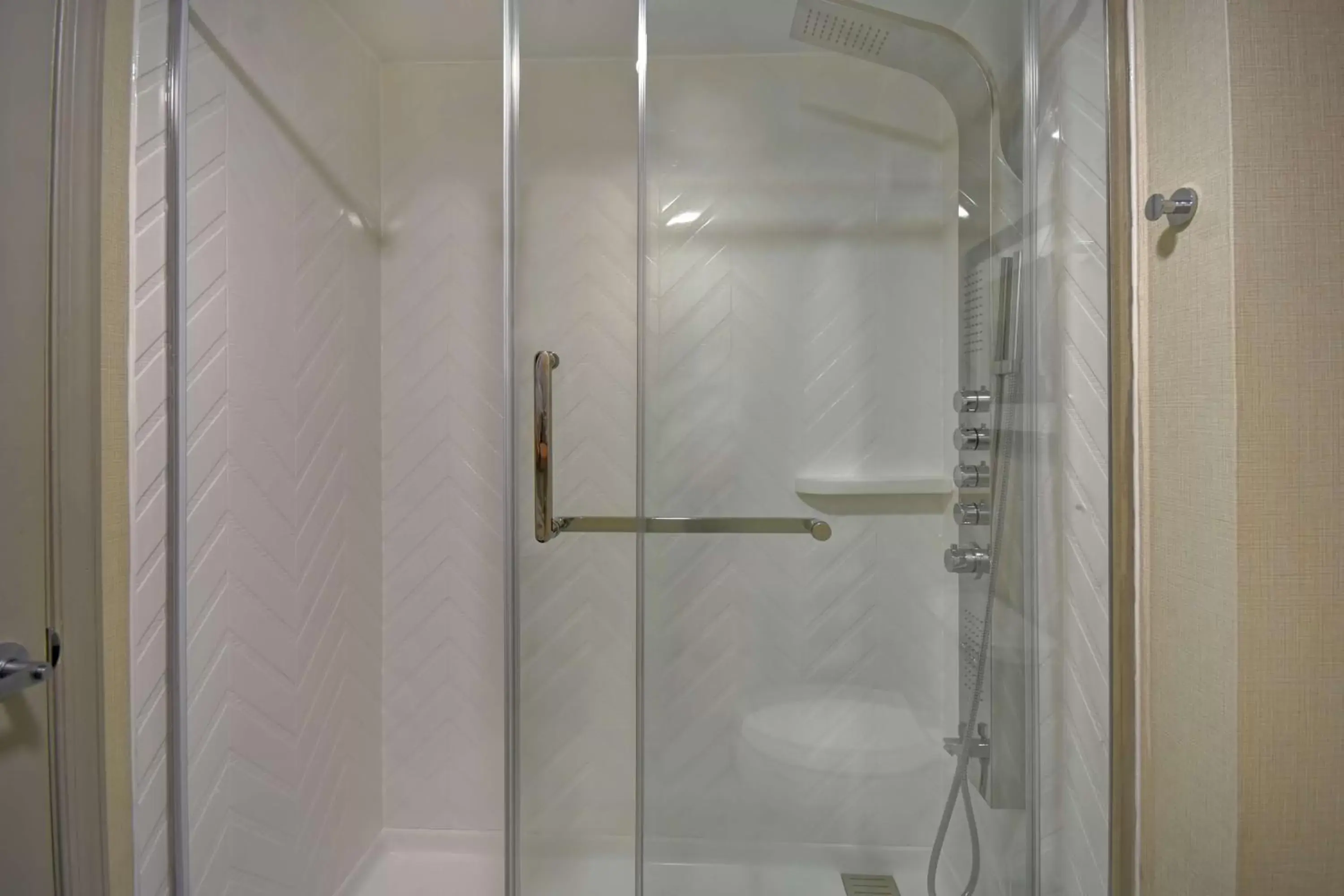 Premium King with Sofa Bed - Non-Smoking in Homewood Suites by Hilton Philadelphia-Great Valley Premium King with Sofa Bed - Non-Smoking in Homewood Suites by Hilton Philadelphia-Great Valley