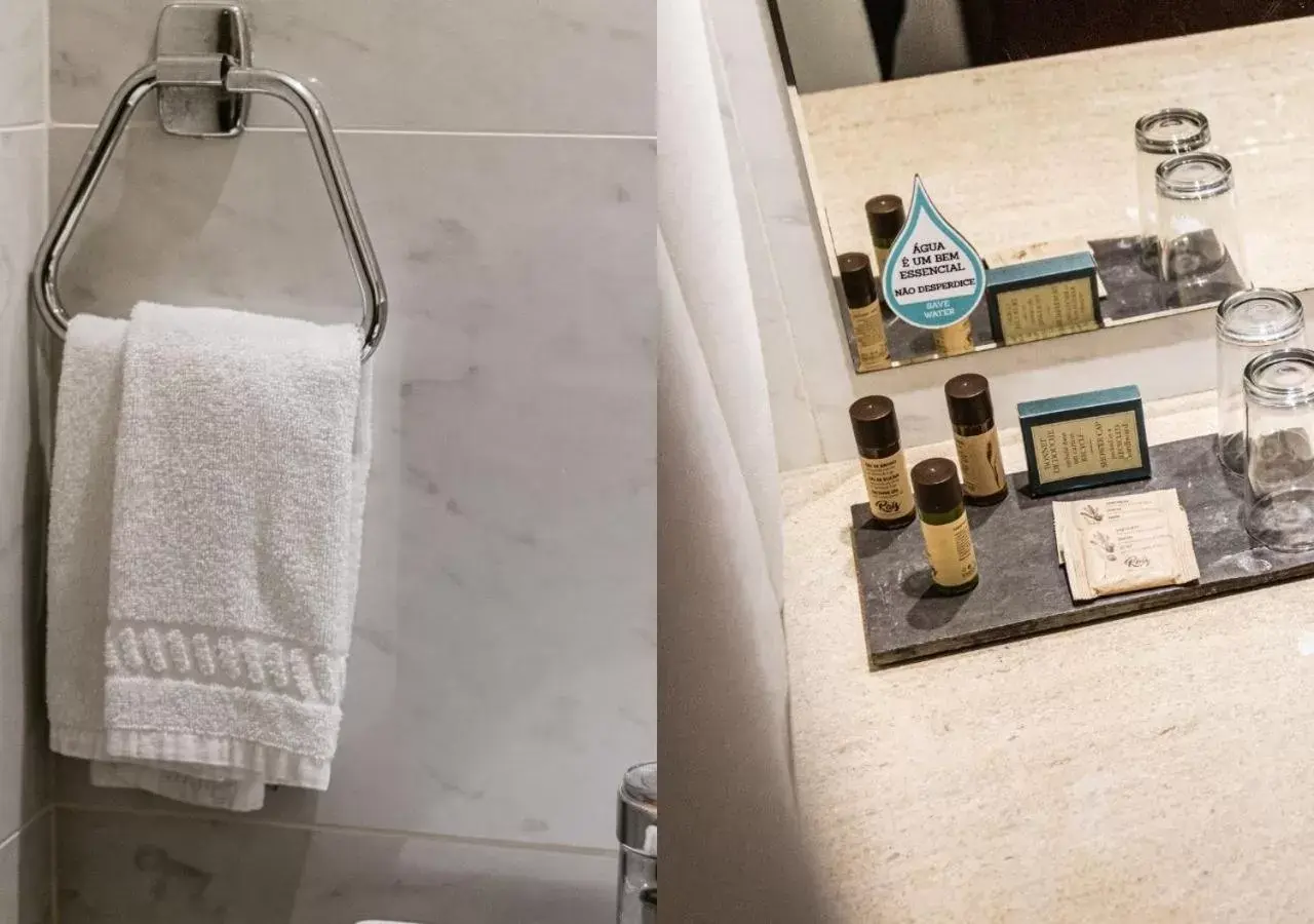Bathroom in Evora Hotel