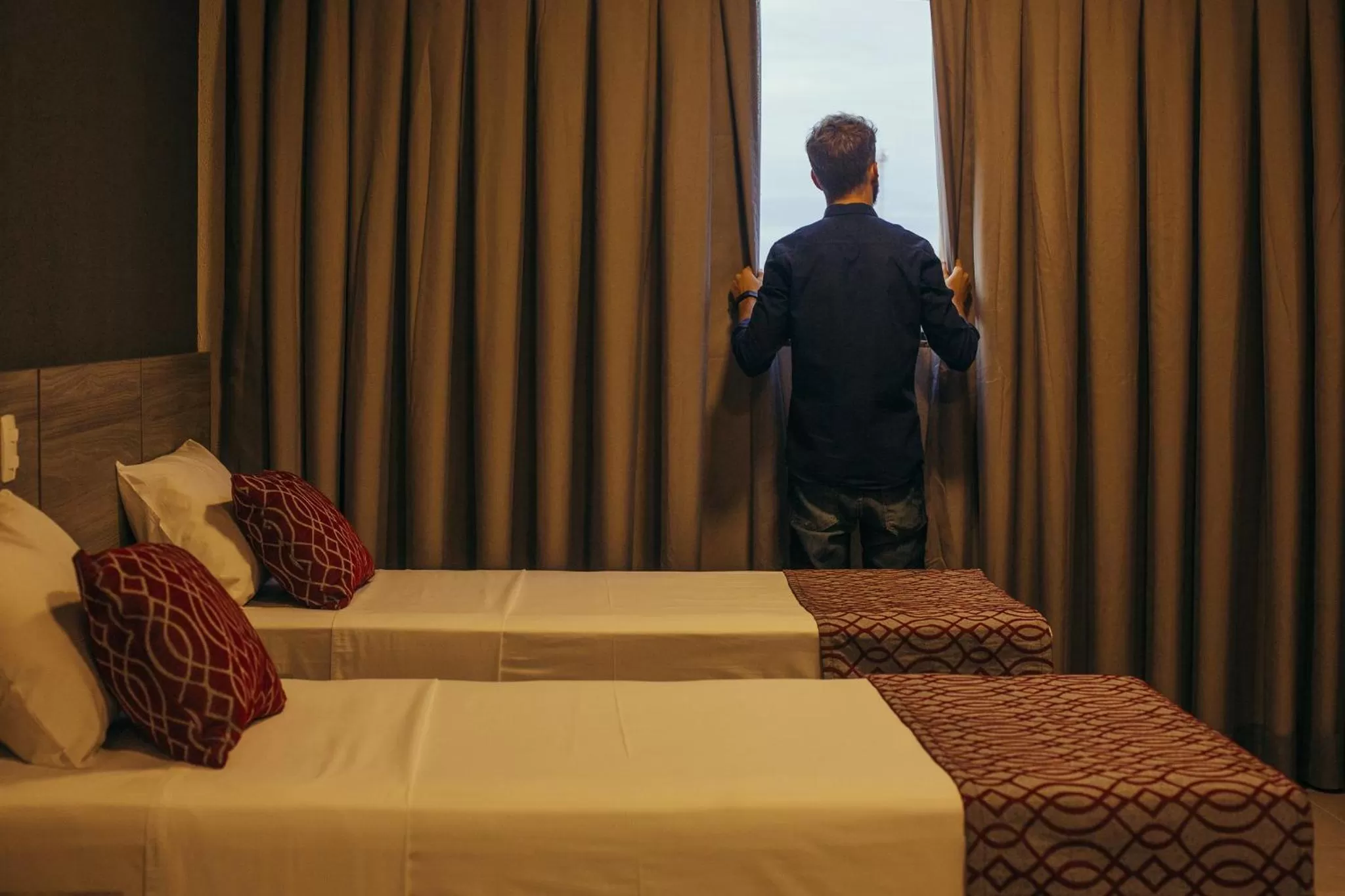 Staff, Bed in 103 Hotel & Flats