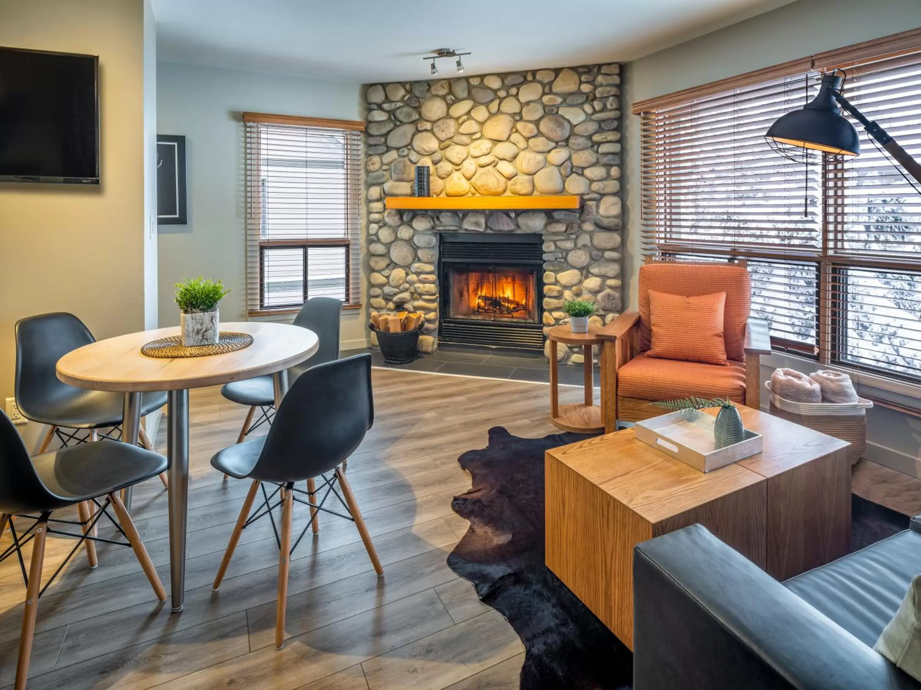 Living room, Seating Area in Buffalo Mountain Lodge