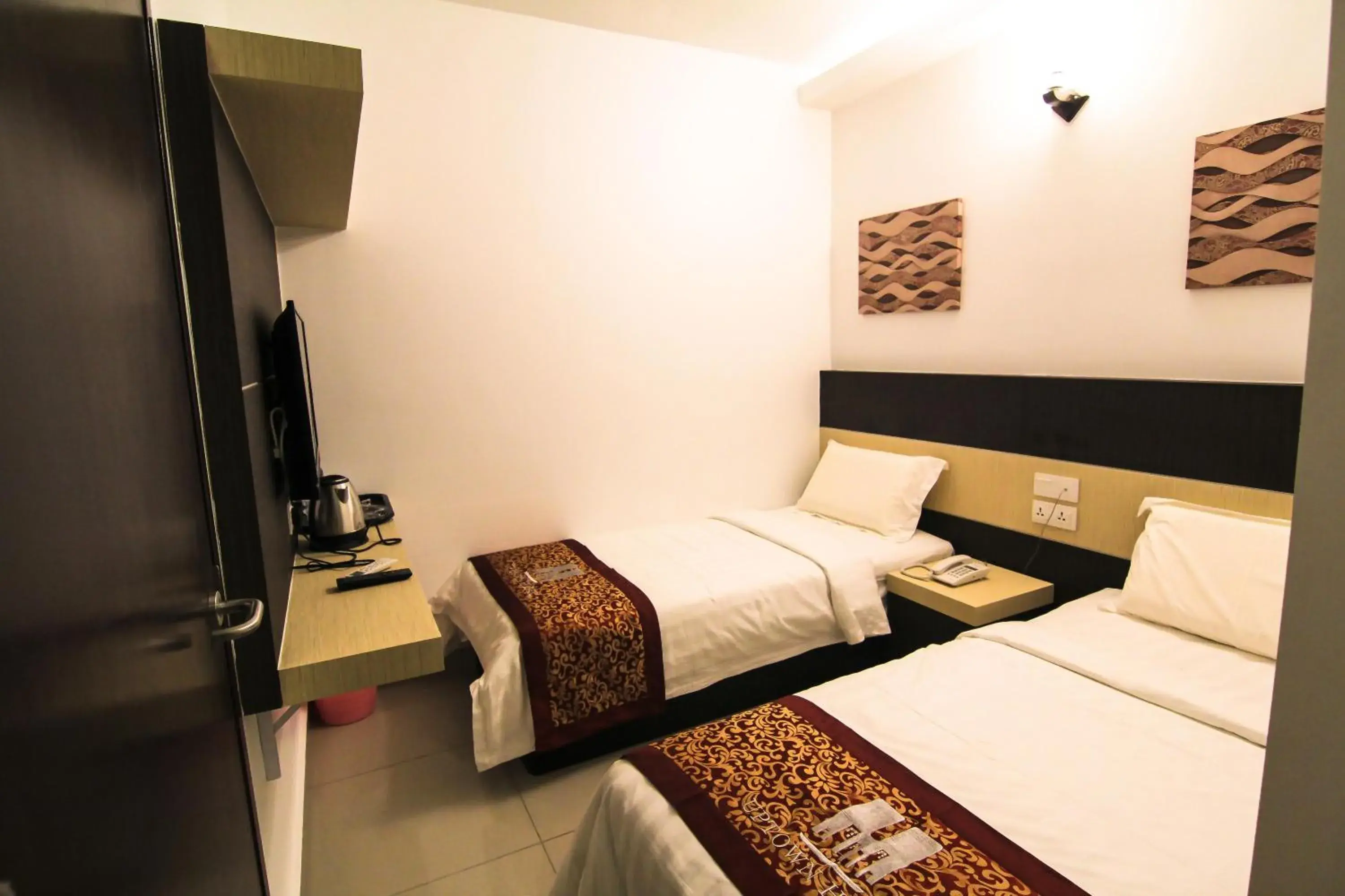 Photo of the whole room, Bed in Uptown Hotel Seremban