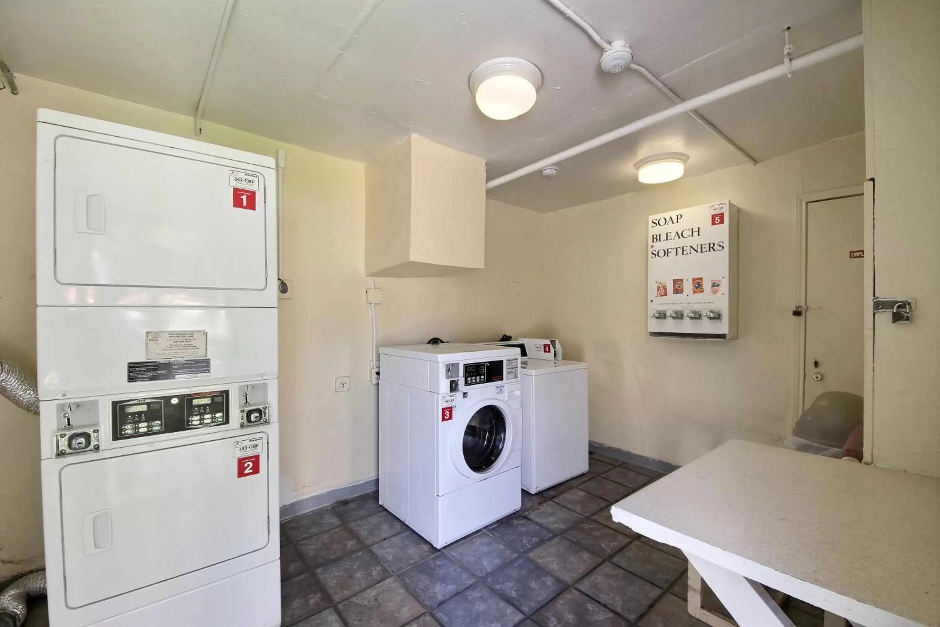 Other, Kitchen/Kitchenette in Motel 6-Laredo, TX - North I-35