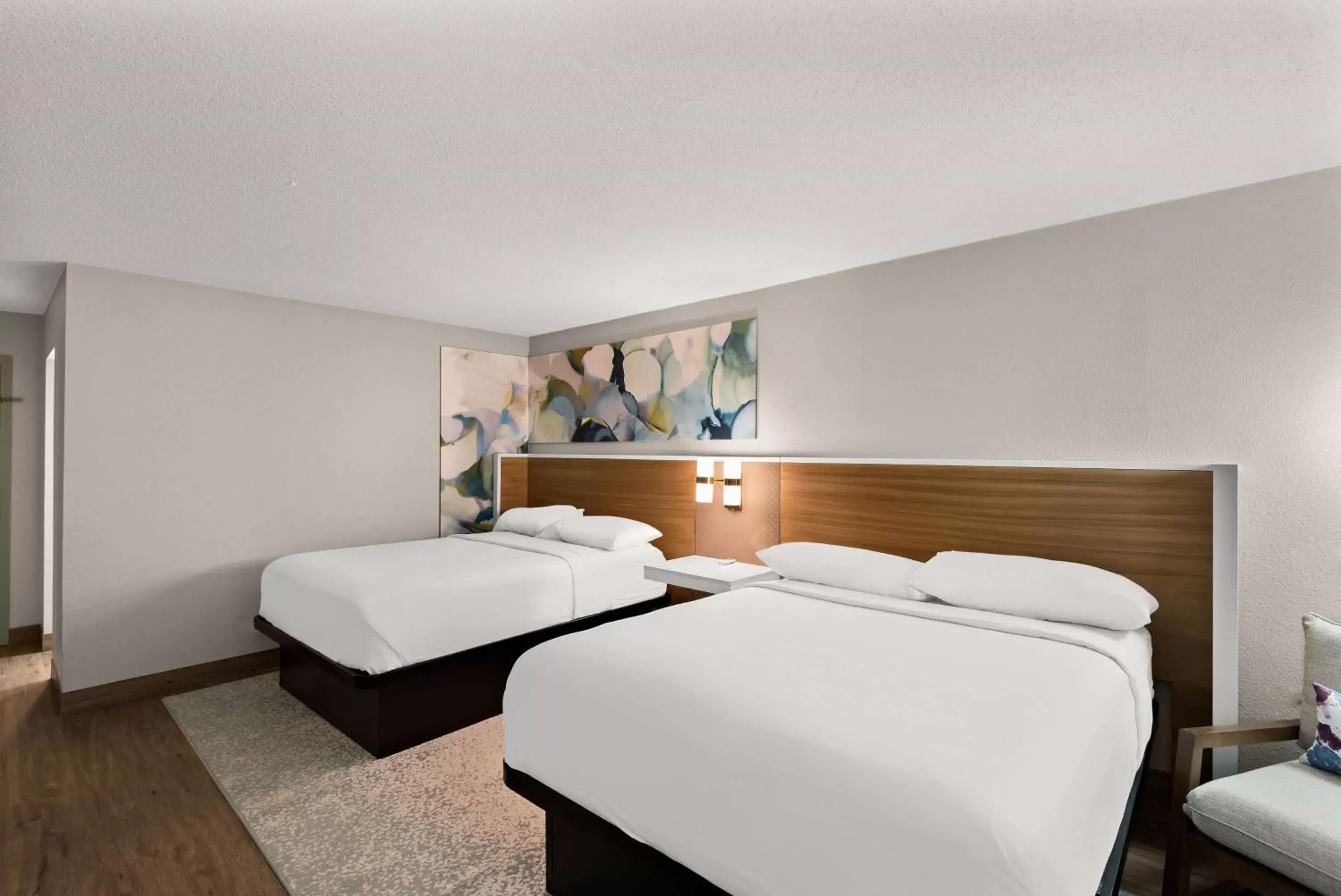 Photo of the whole room, Bed in Wyndham Garden Ankeny