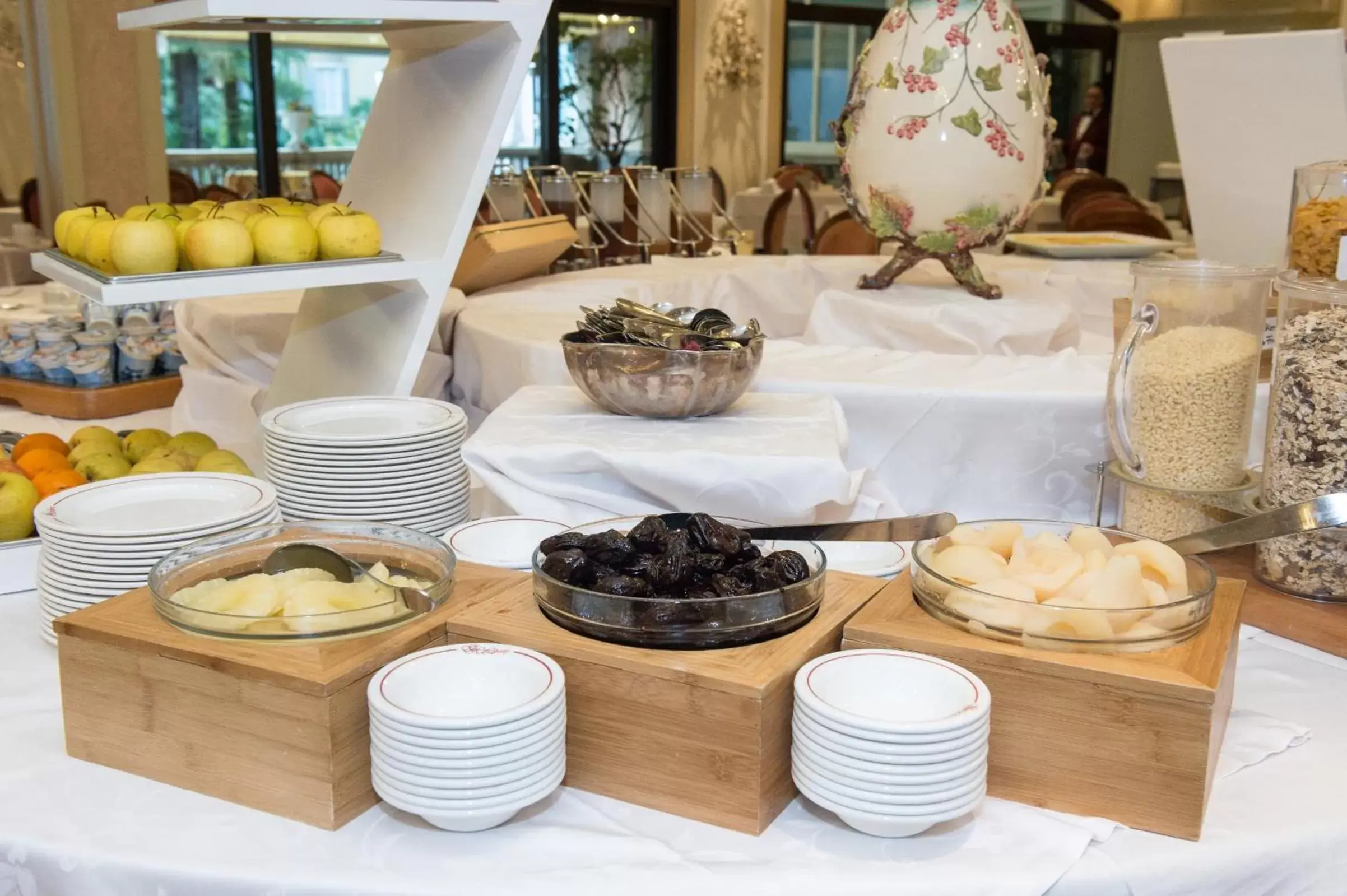 Breakfast in Grand Hotel Liberty