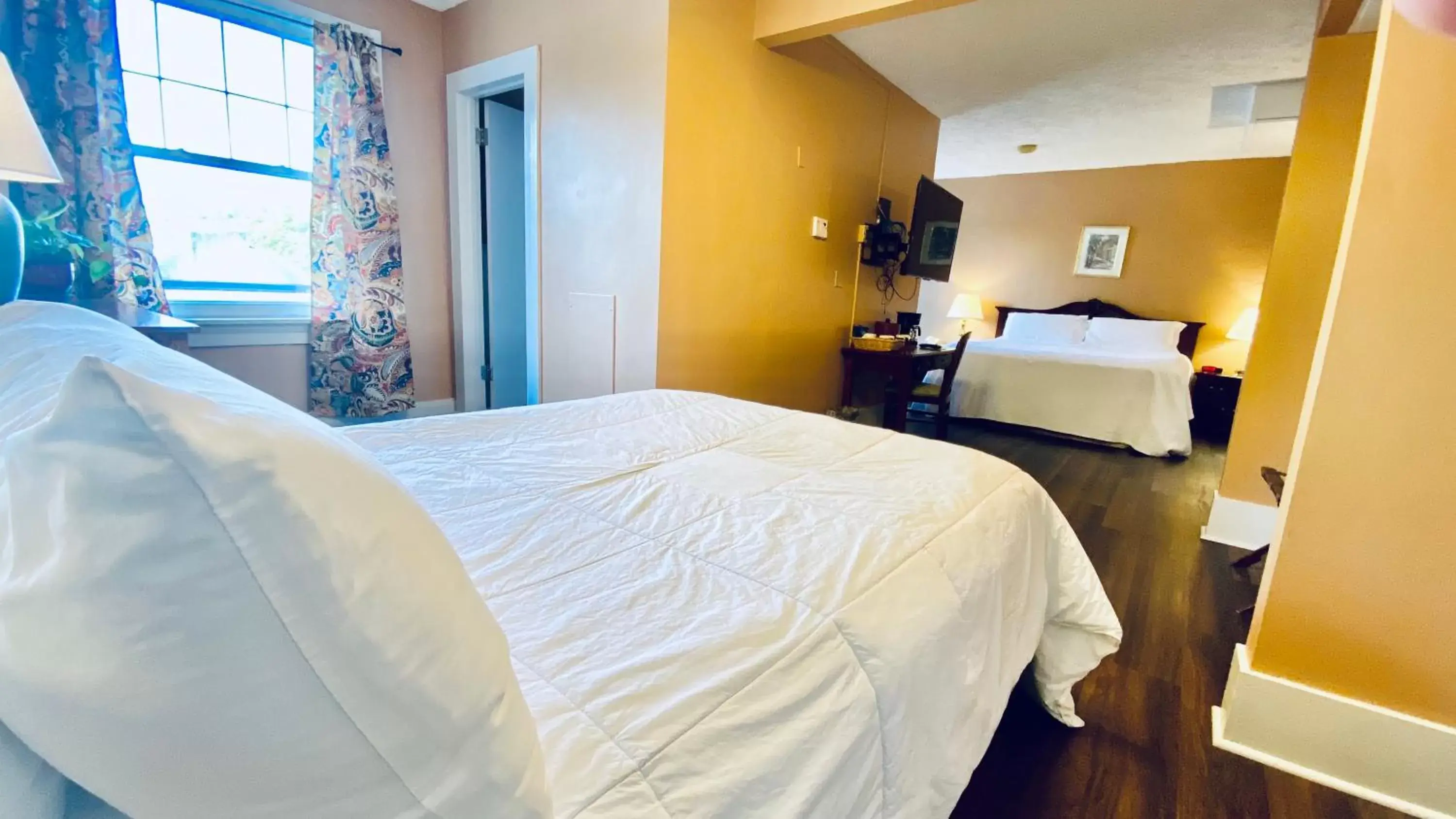 Bedroom, Bed in Shawnee Inn and Golf Resort