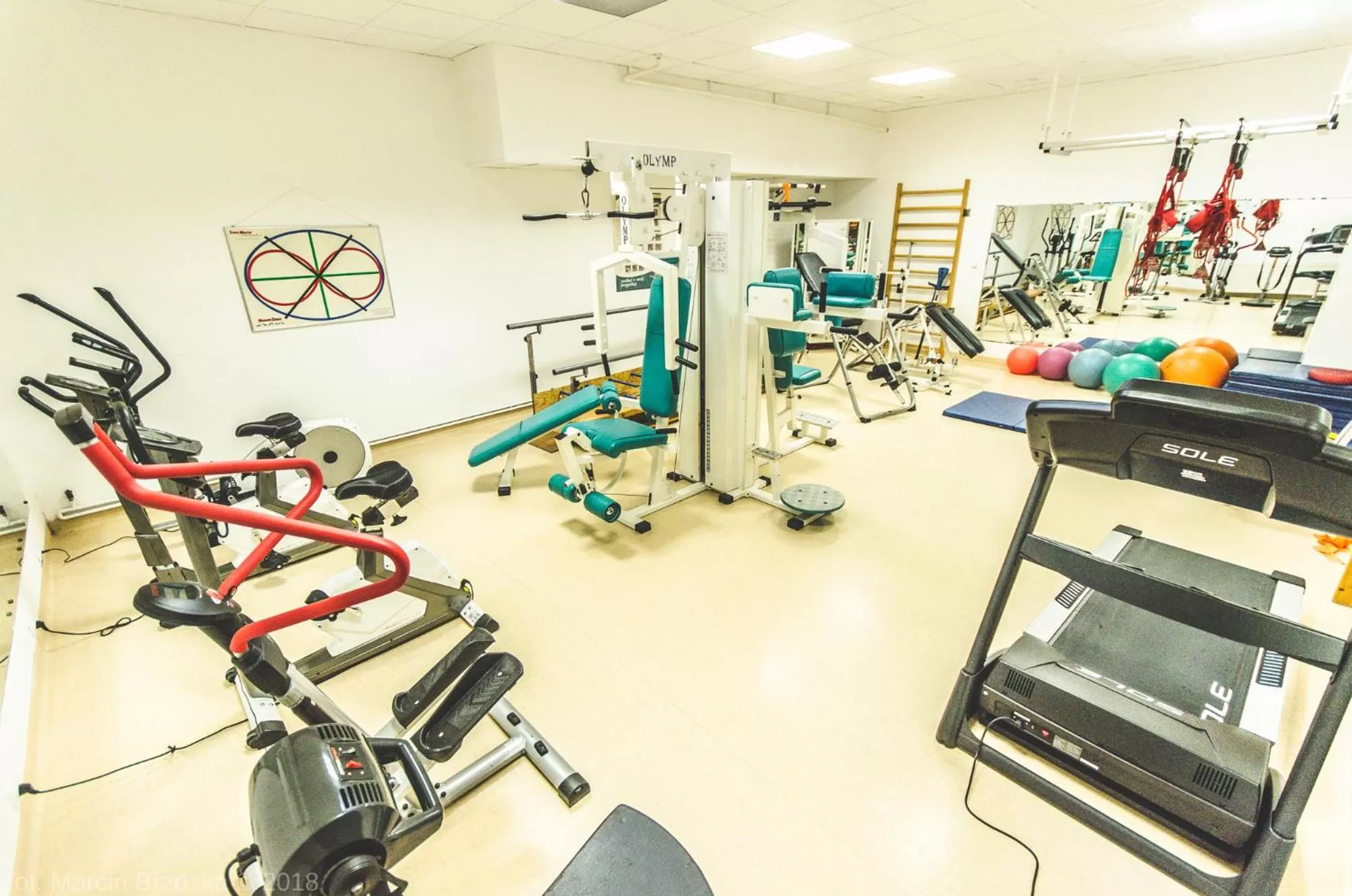 Fitness centre/facilities in Hotel Kompleks Beskid z basenem i stokiem narciarskim - blisko Babiej Góry