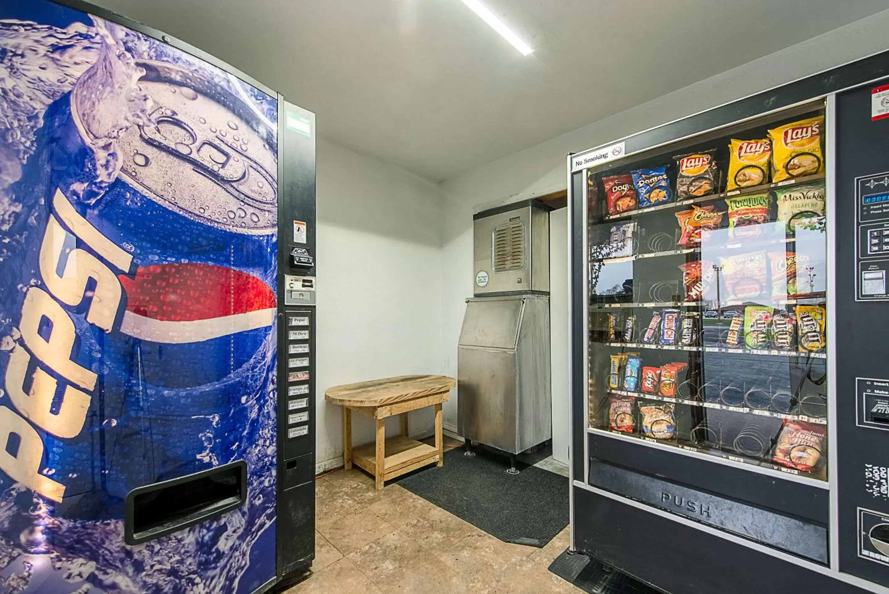 Other in Highway Inn Other in Highway Inn