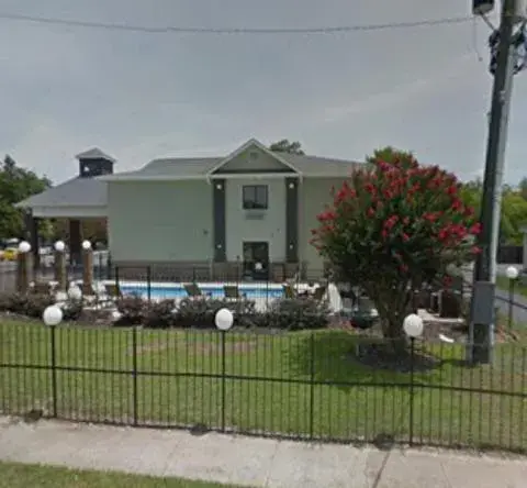 Facade/entrance, Property Building in Econo Lodge Waynesboro