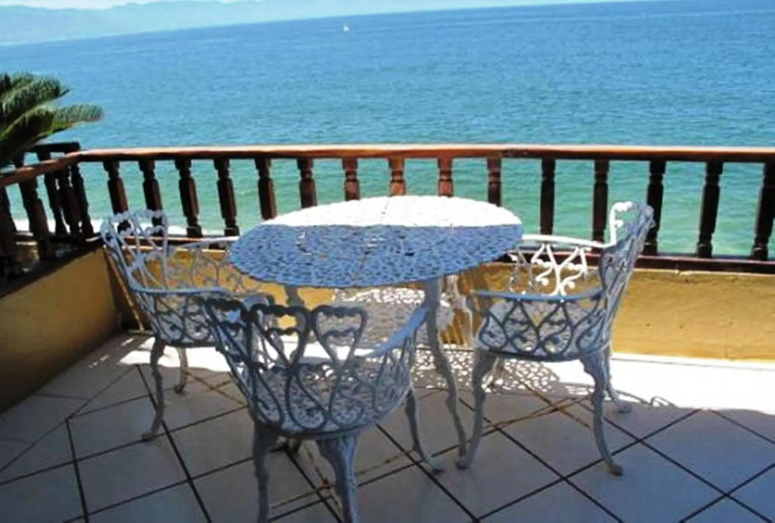 Restaurant/places to eat, Balcony/Terrace in Villas del Sol en Los Tules