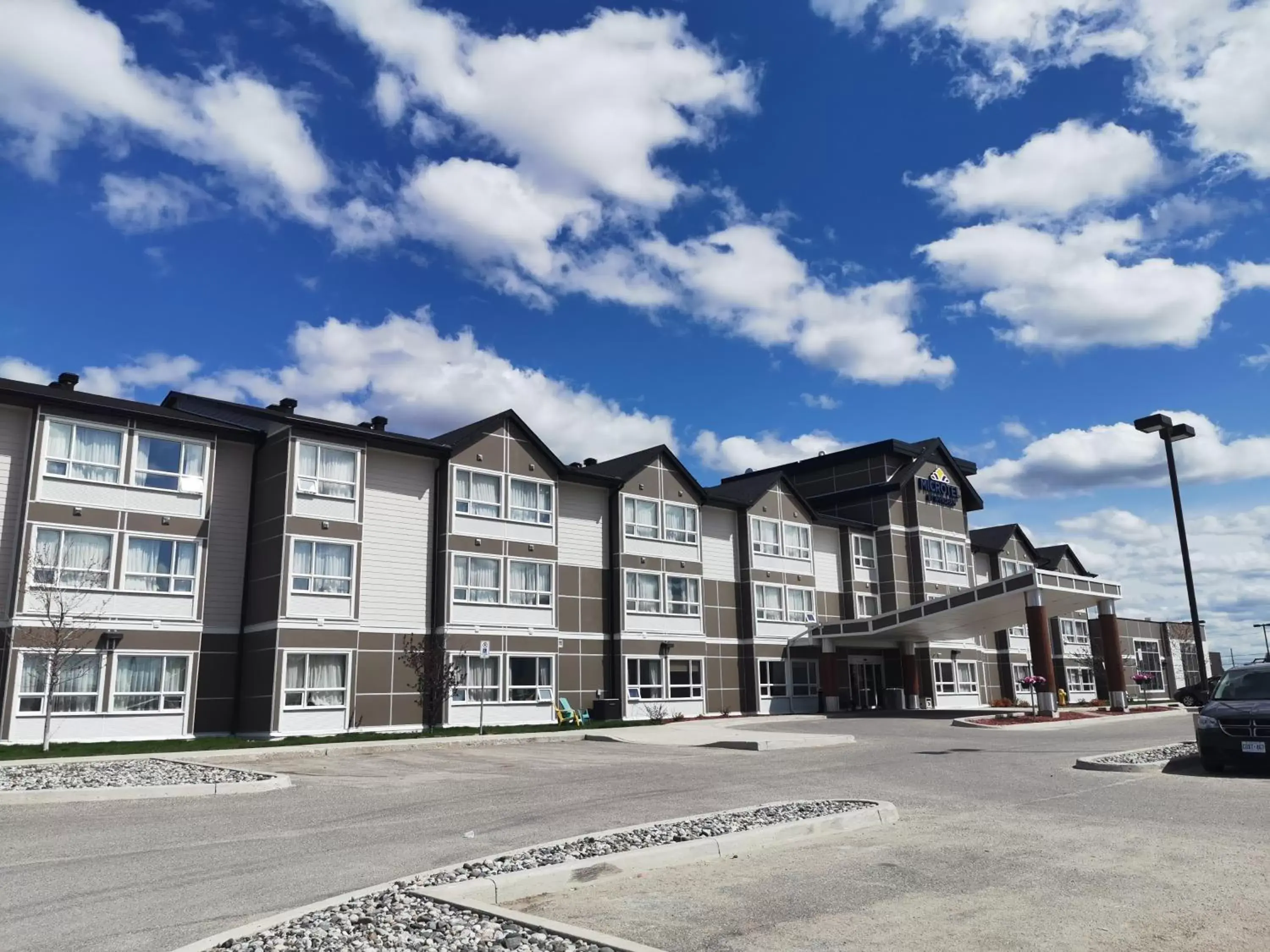 Property building in Microtel Inn & Suites by Wyndham - Timmins Property building in Microtel Inn & Suites by Wyndham - Timmins
