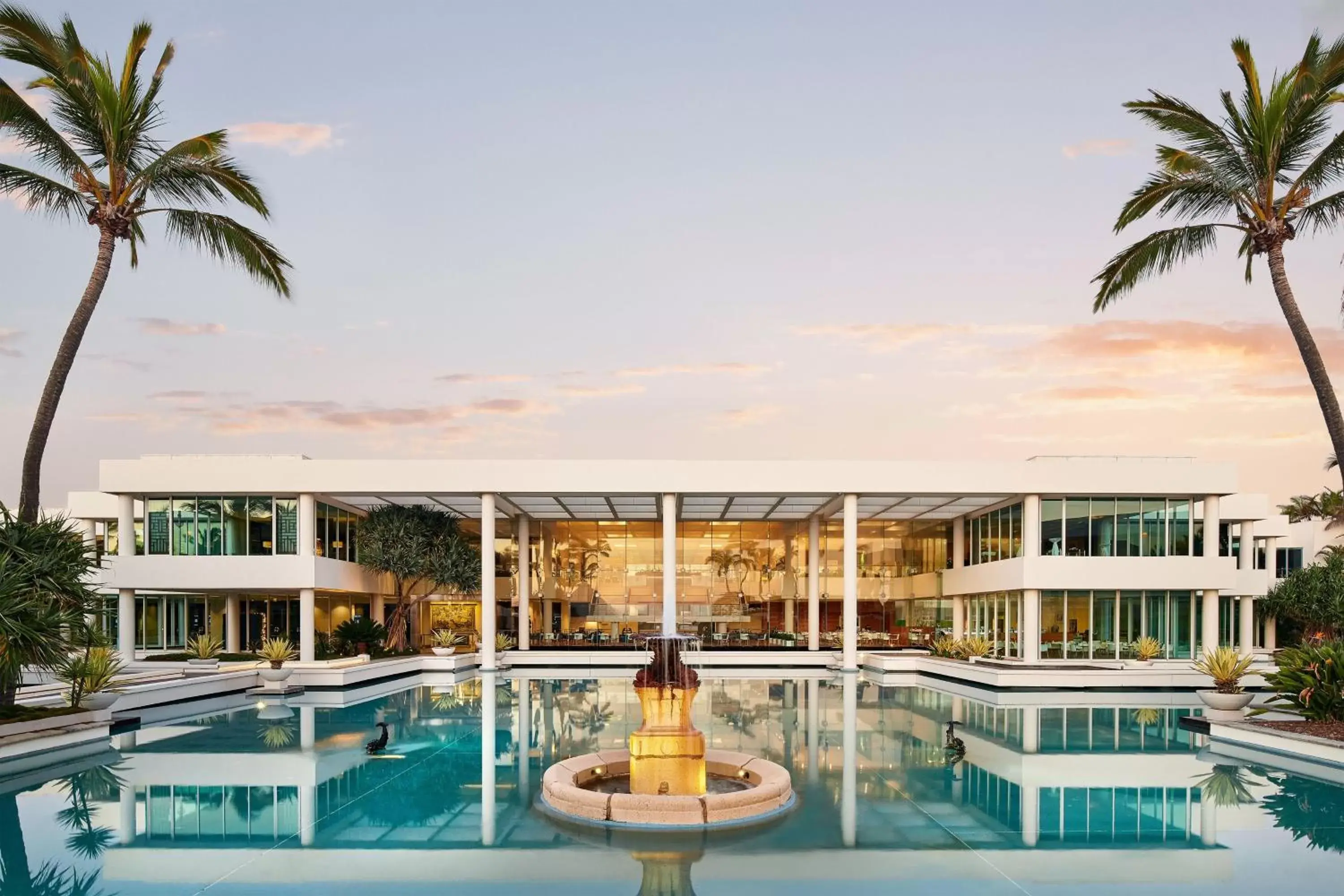 Property building, Swimming Pool in Sheraton Grand Mirage Resort Gold Coast