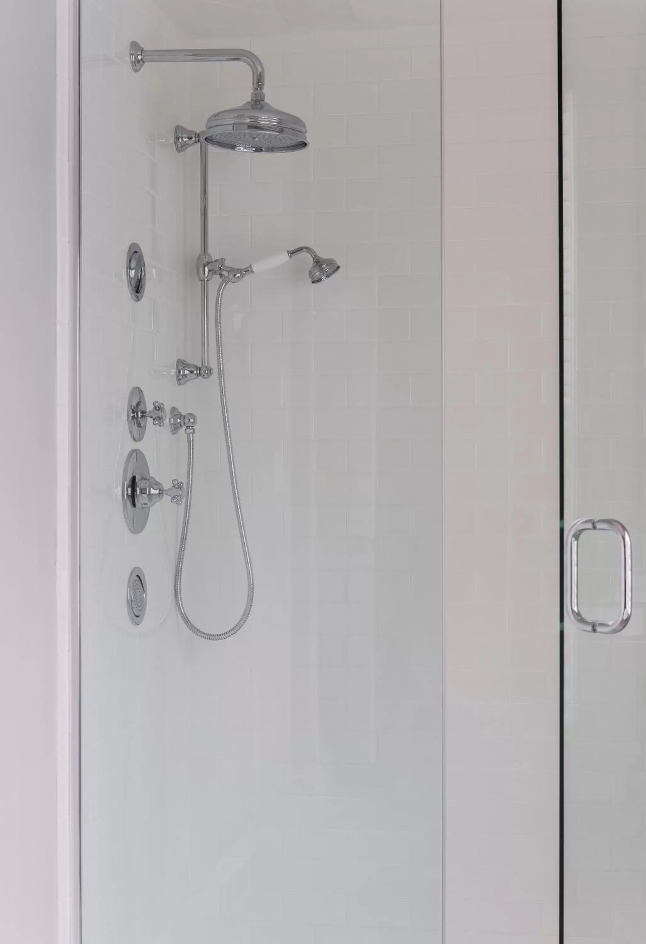 Shower, Bathroom in The Inn at Hastings Park, Relais & Châteaux