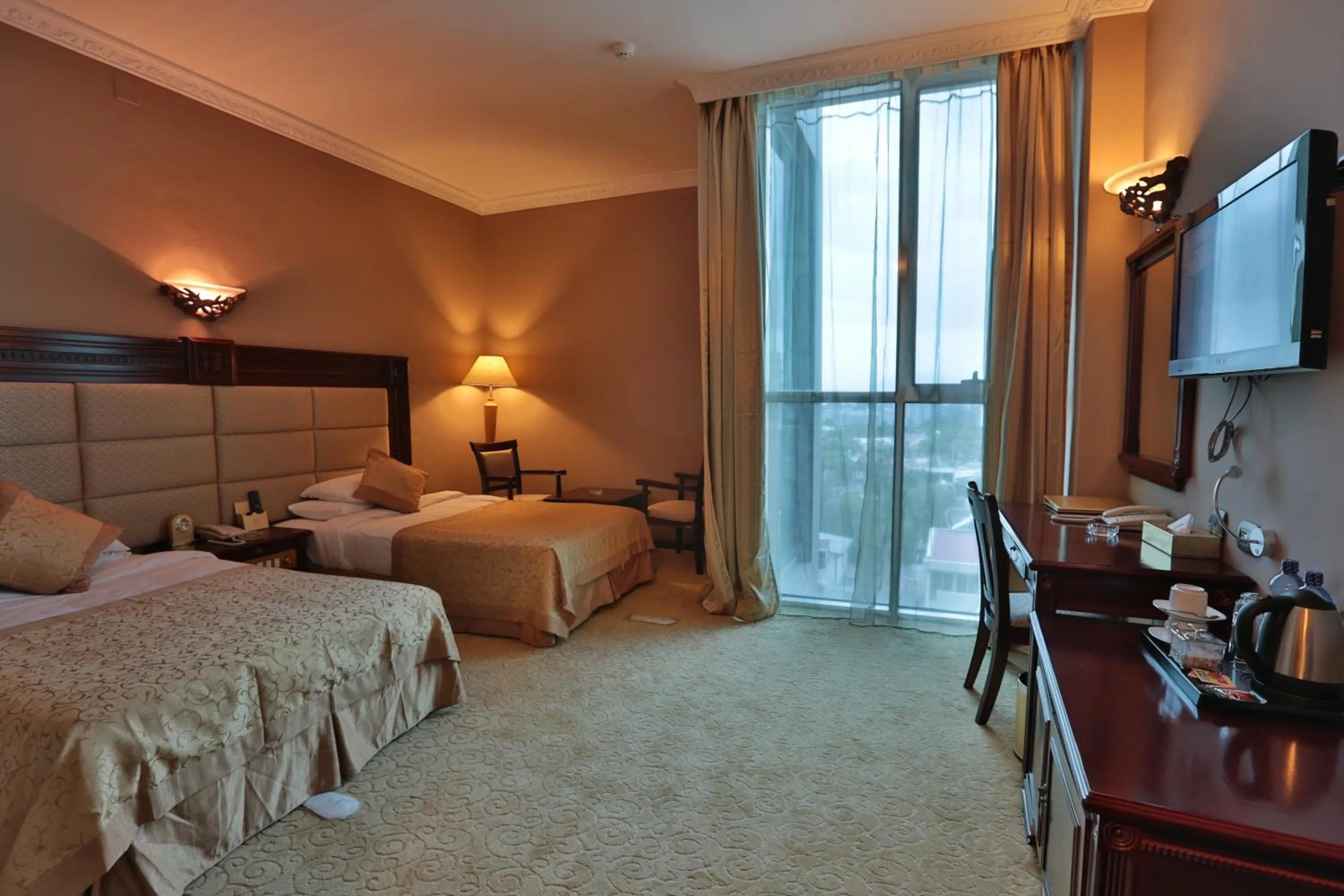 Bedroom, Bed in Friendship International Hotel