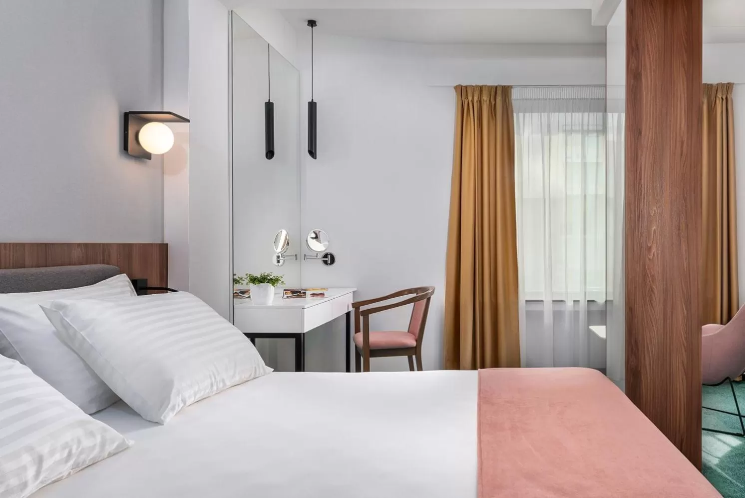 Photo of the whole room, Bed in Hotel Tim's