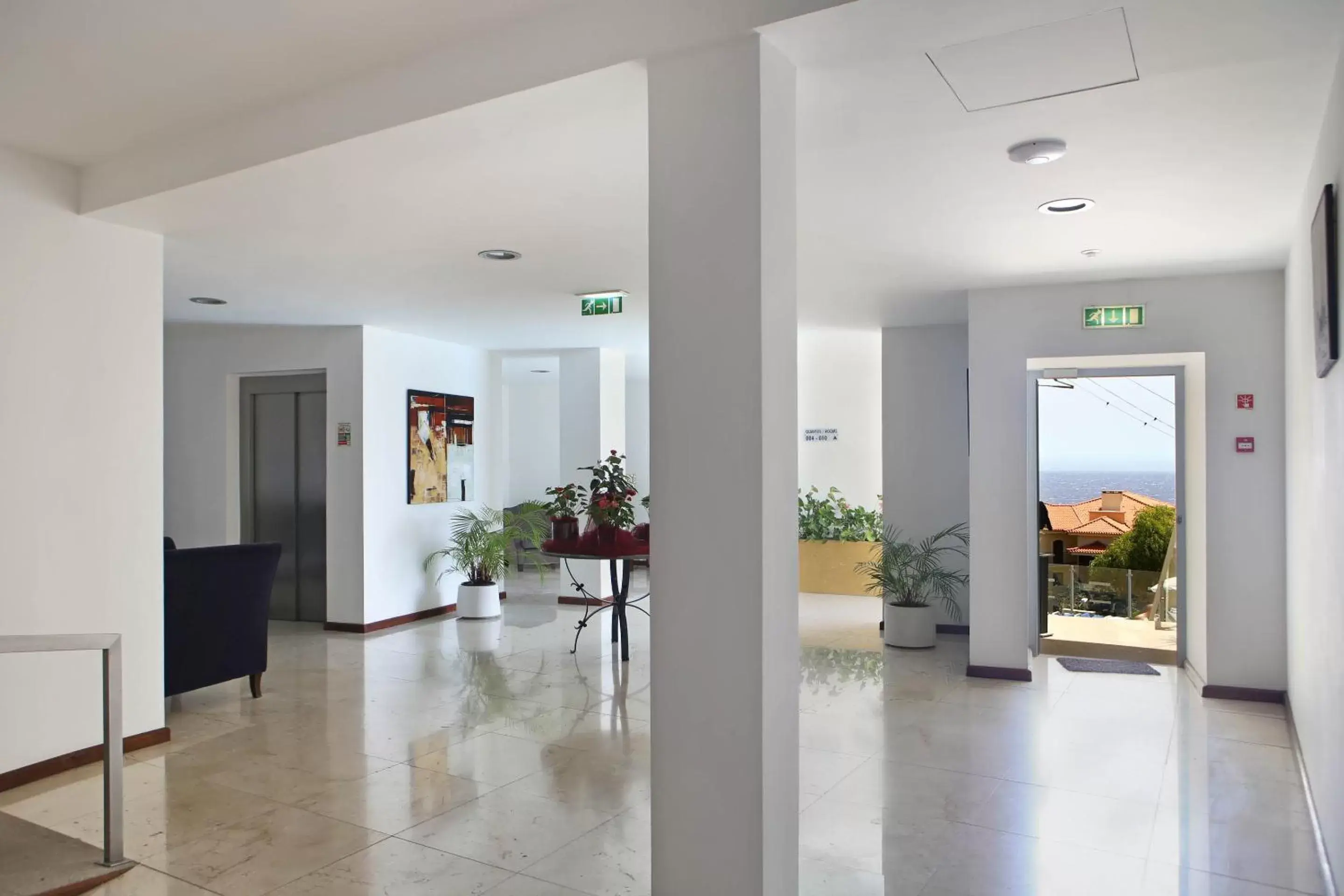 Area and facilities, Lobby/Reception in Muthu Raga Madeira Hotel
