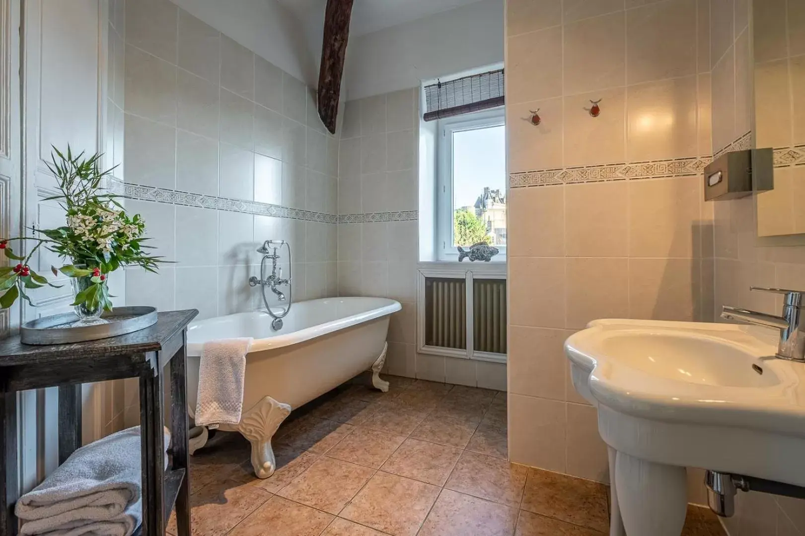 Bathroom in Le Pavillon des Lys - Hôtel Particulier