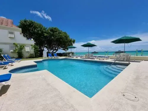 Swimming pool in Coral Mist Beach Hotel Swimming pool in Coral Mist Beach Hotel
