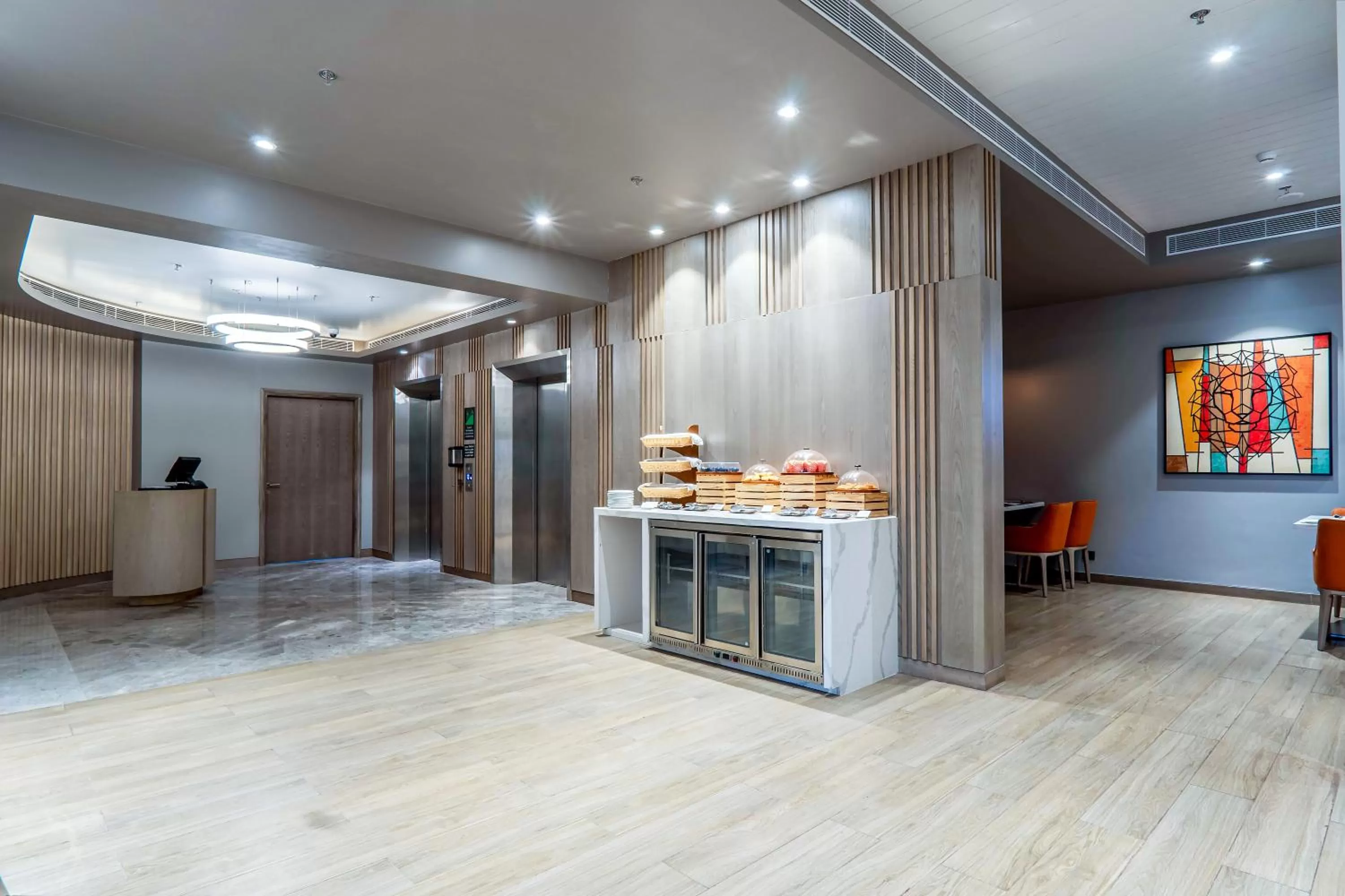 Restaurant/places to eat in Holiday Inn Katra Vaishno Devi by IHG