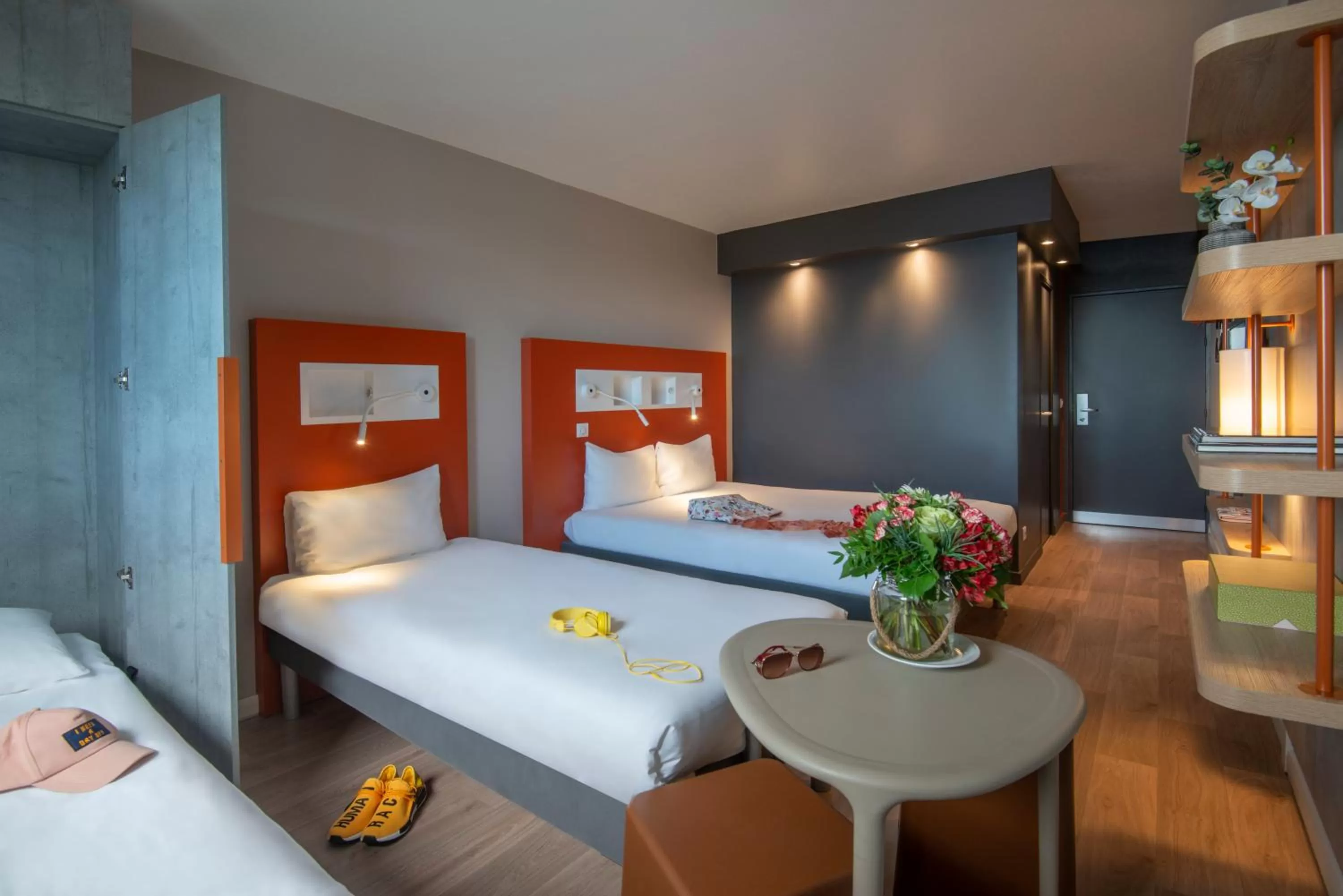 Bed in ibis budget Nice Californie Lenval