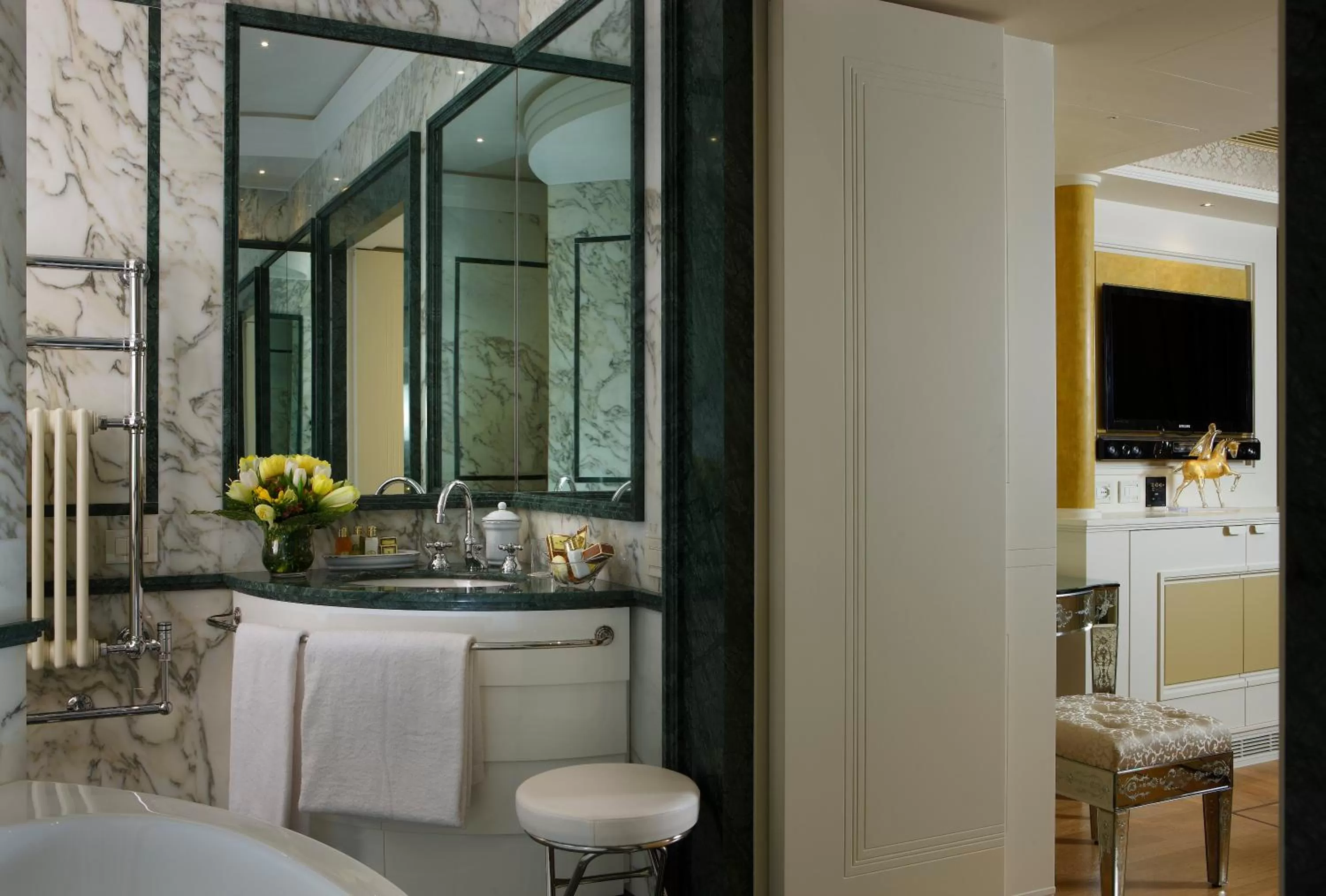 Shower in Canaletto Luxury Suites - San Marco Luxury