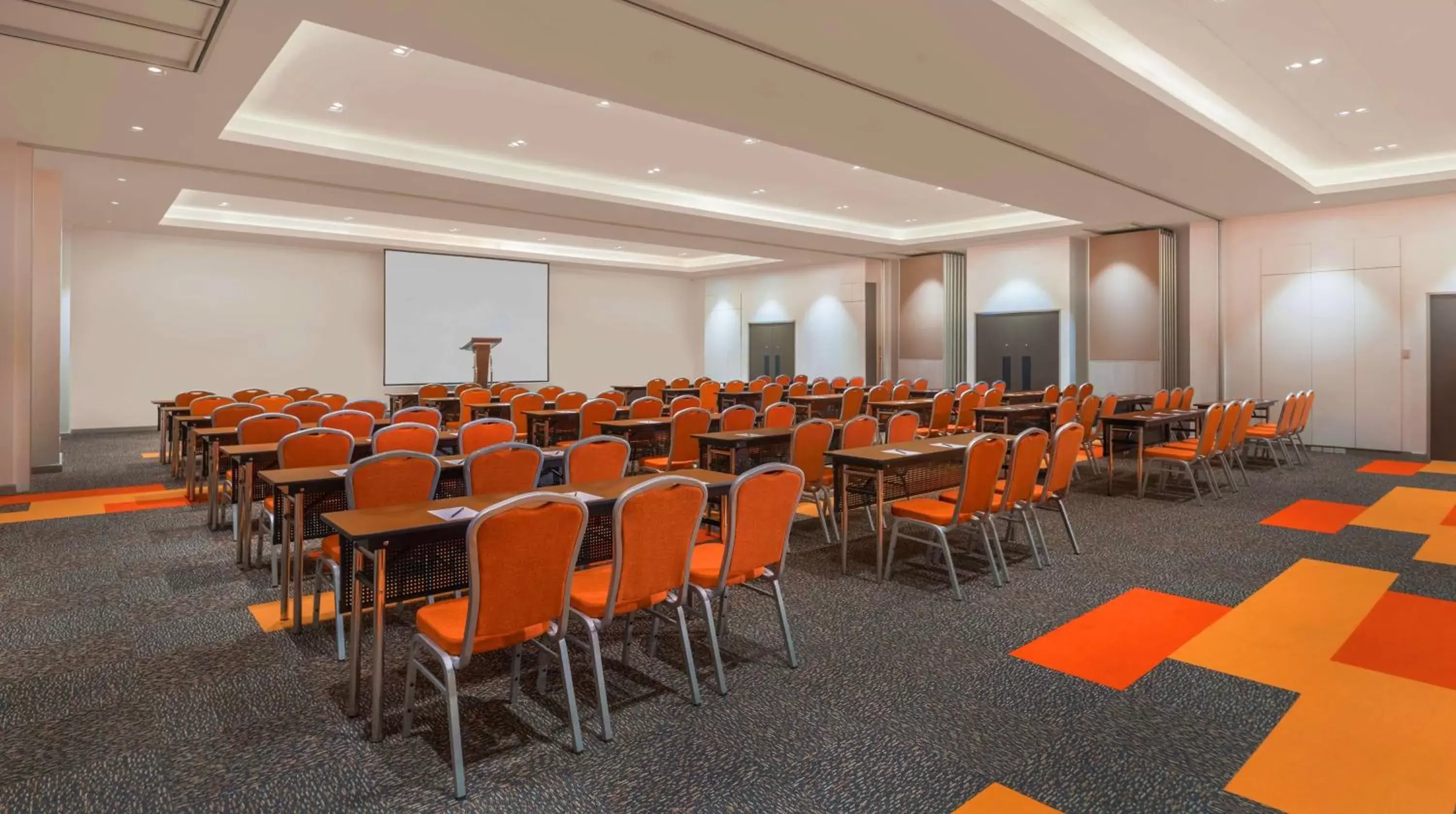 Meeting/conference room in Park Inn By Radisson Iloilo
