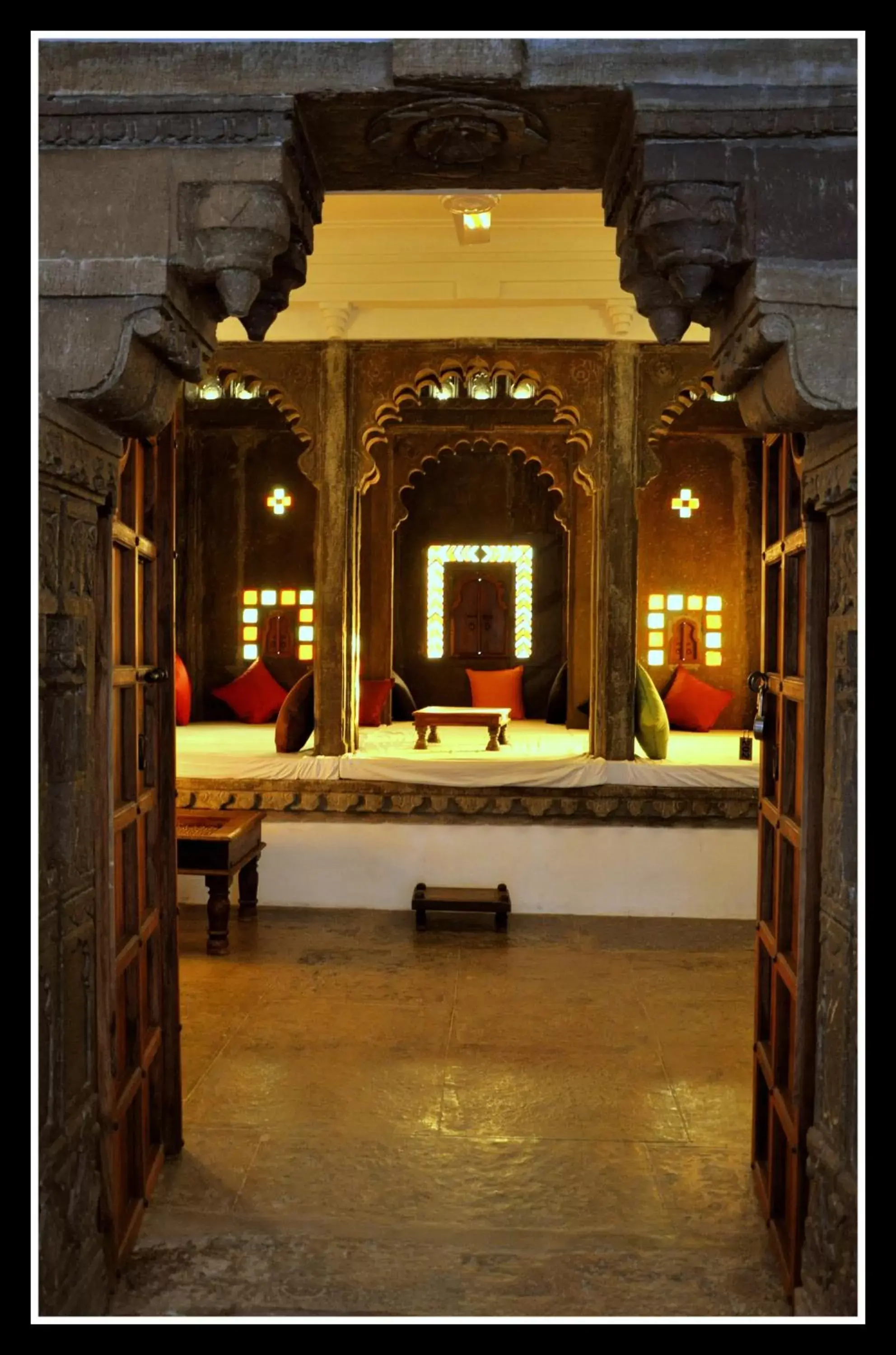 Communal lounge/ TV room in Madri Haveli