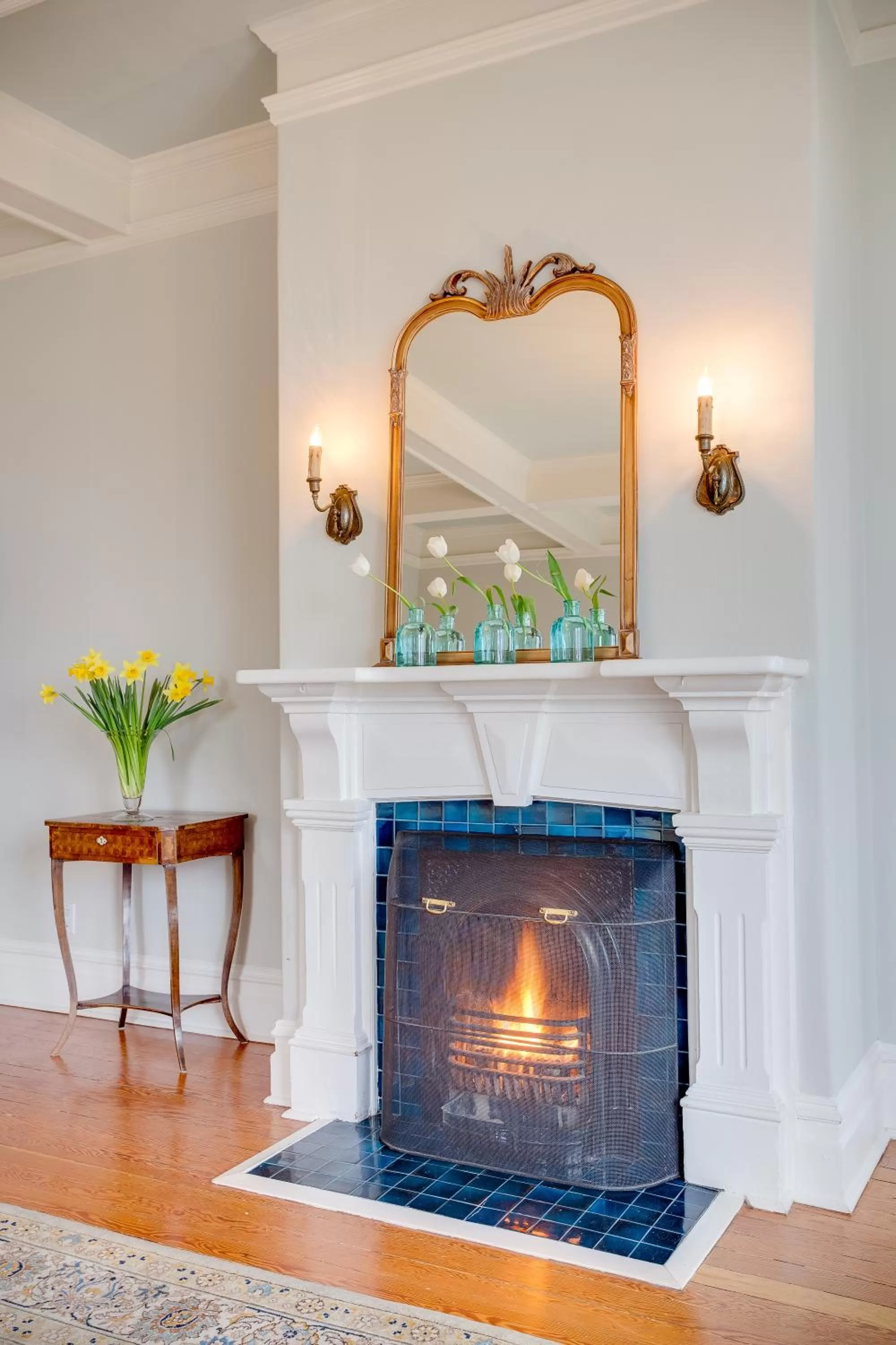 Living room, TV/Entertainment Center in Fairholme Manor Inn