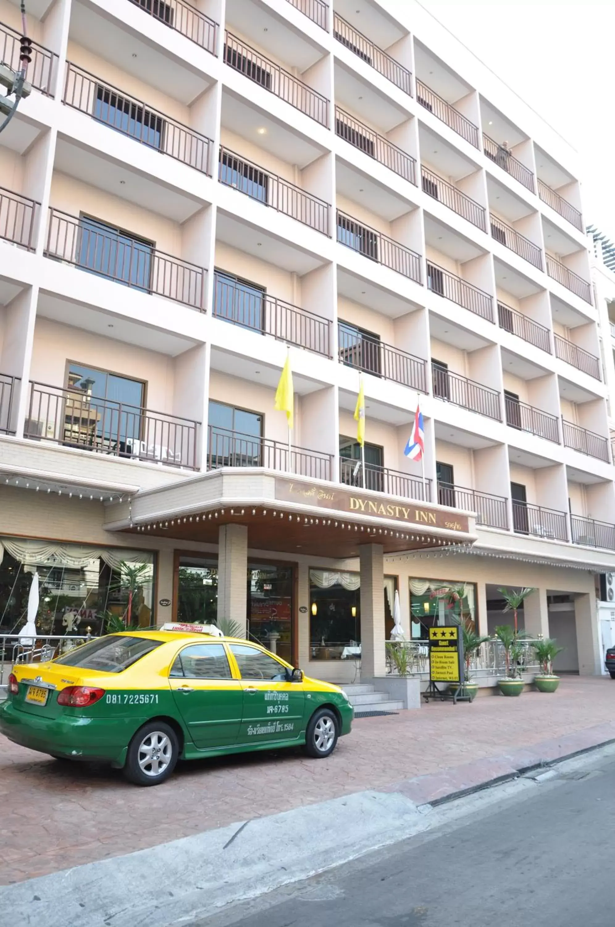 Property Building in Dynasty Inn Pattaya