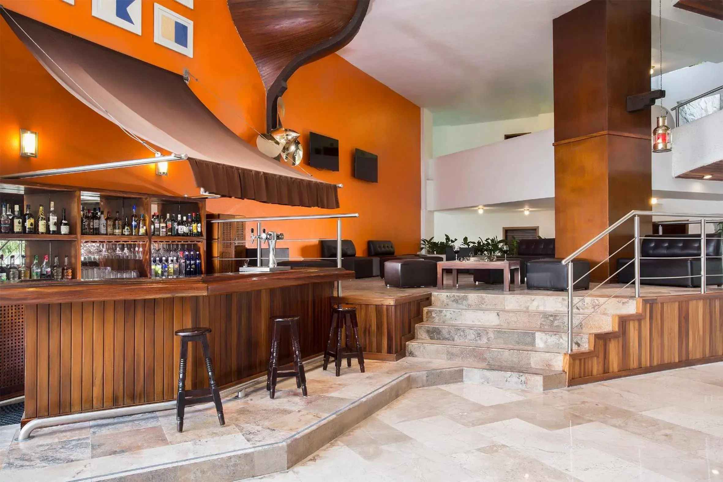 Facade/entrance, Lounge/Bar in Vamar Vallarta Marina & Beach Resort