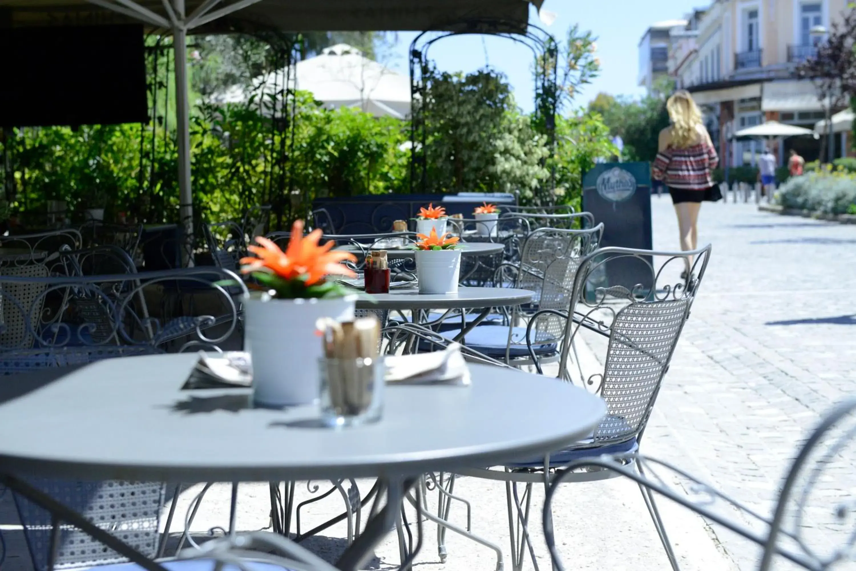 Patio, Restaurant/Places to Eat in Phidias Hotel