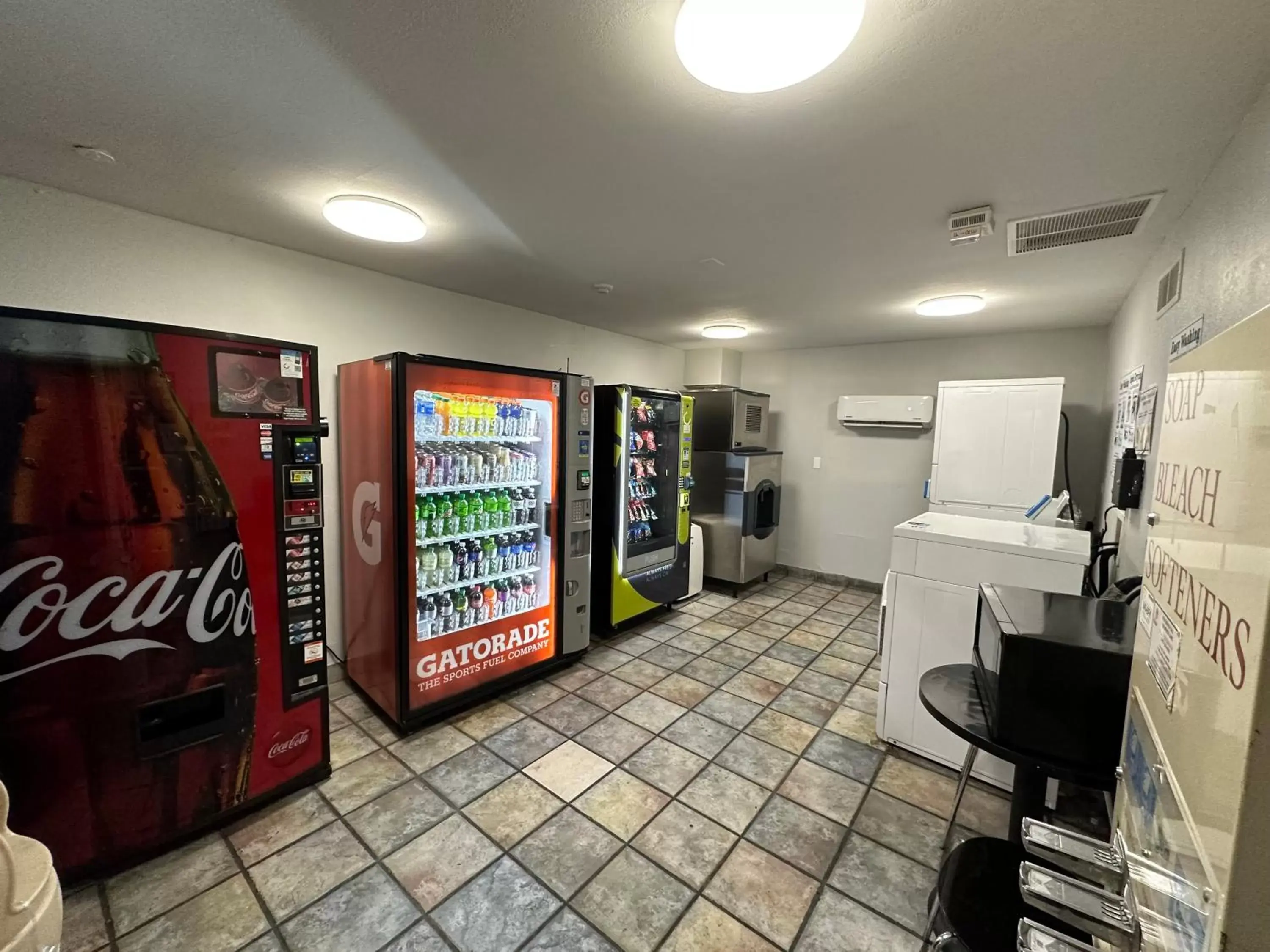 vending machine in Motel 6-Greensboro, NC - Airport