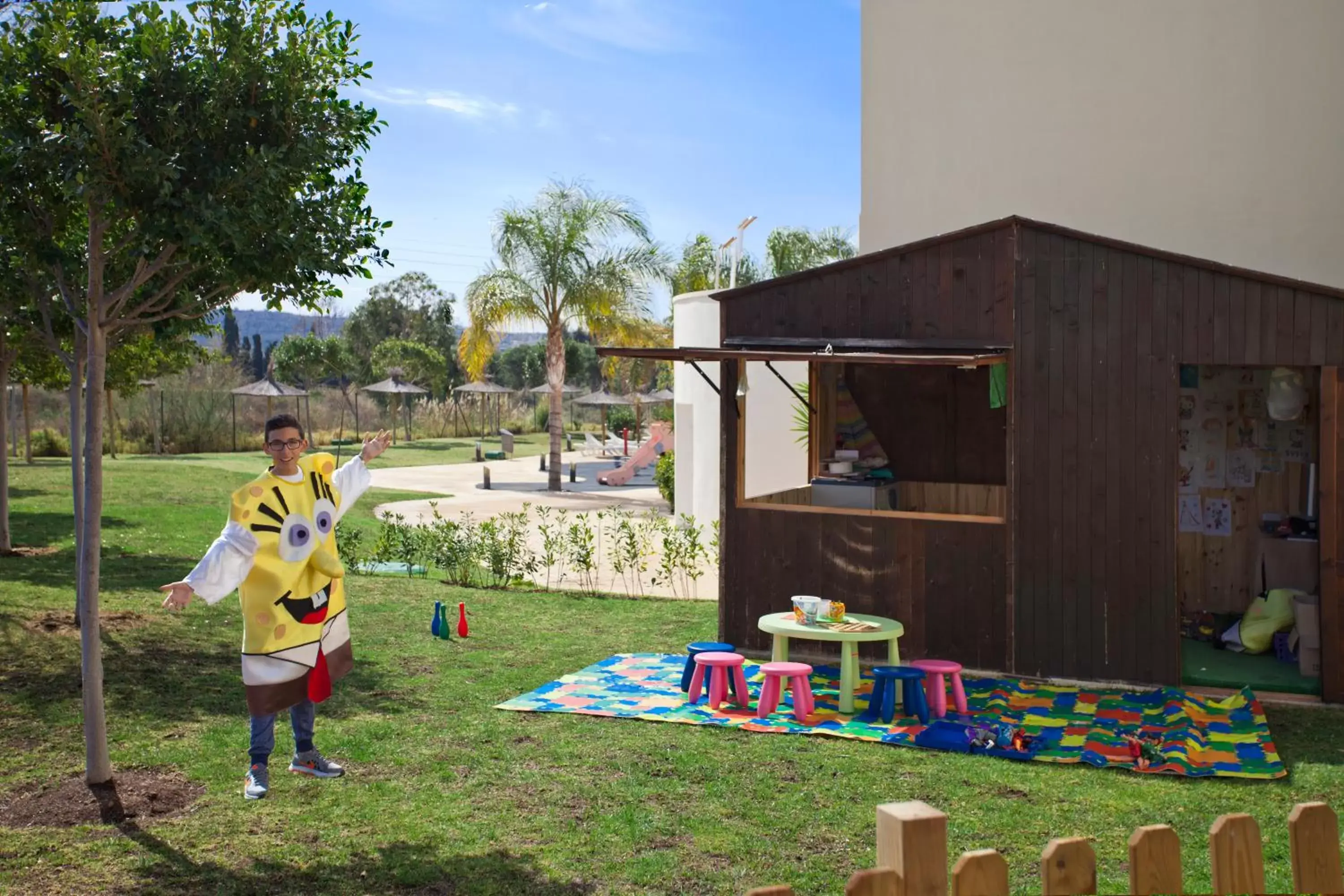Garden, Children's Play Area in Hotel Bonalba Alicante