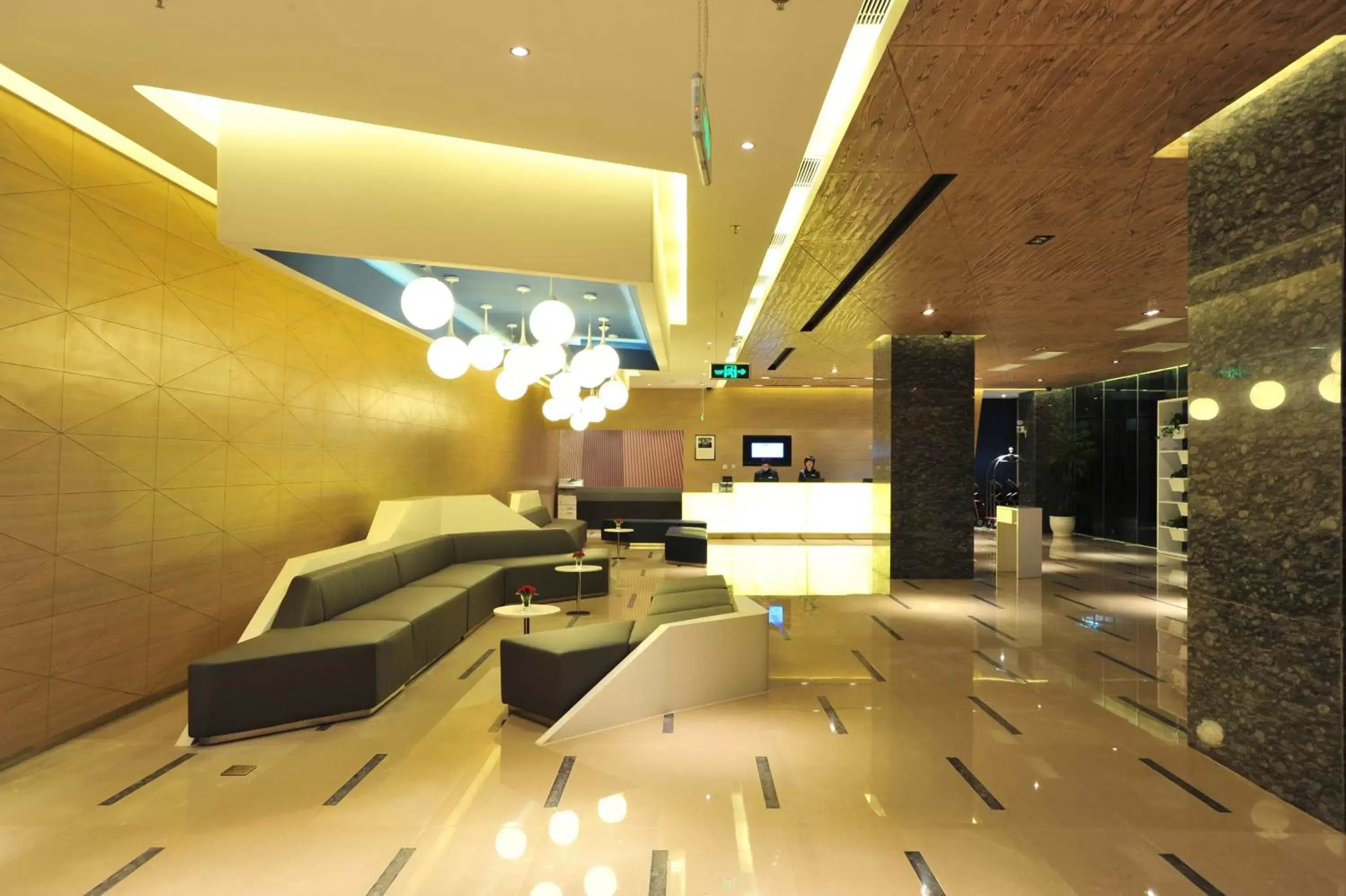 Lobby or reception in Shenzhen Novotel Watergate(Kingkey 100)