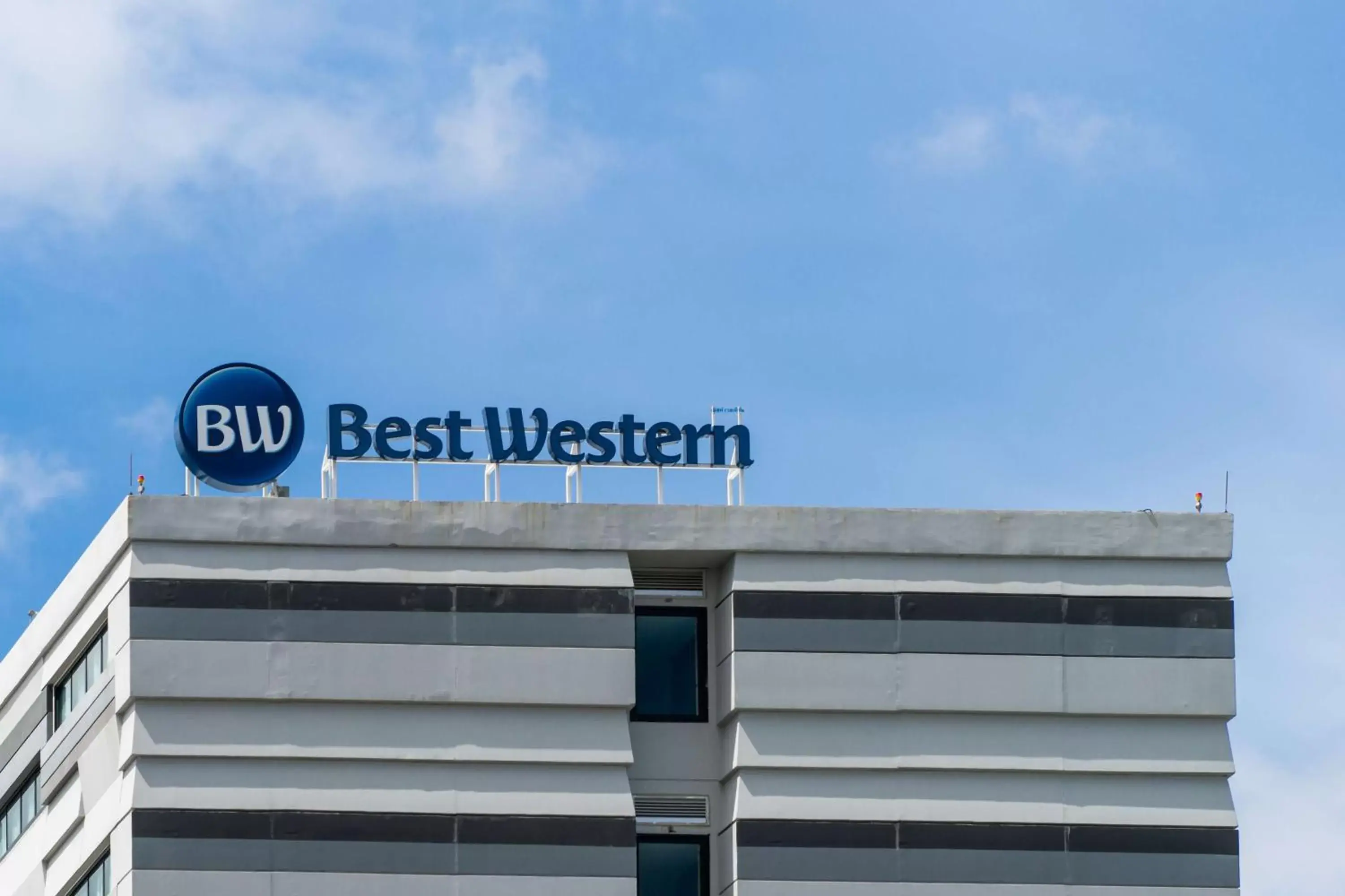 Property building, Property Logo/Sign in Best Western Nada Don Mueang Airport hotel