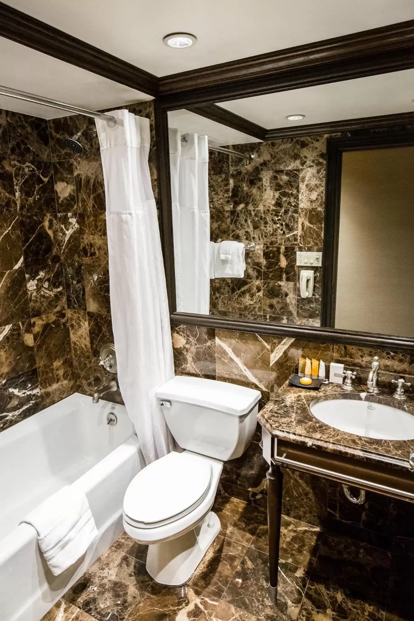 Bathroom in The Belvedere Hotel