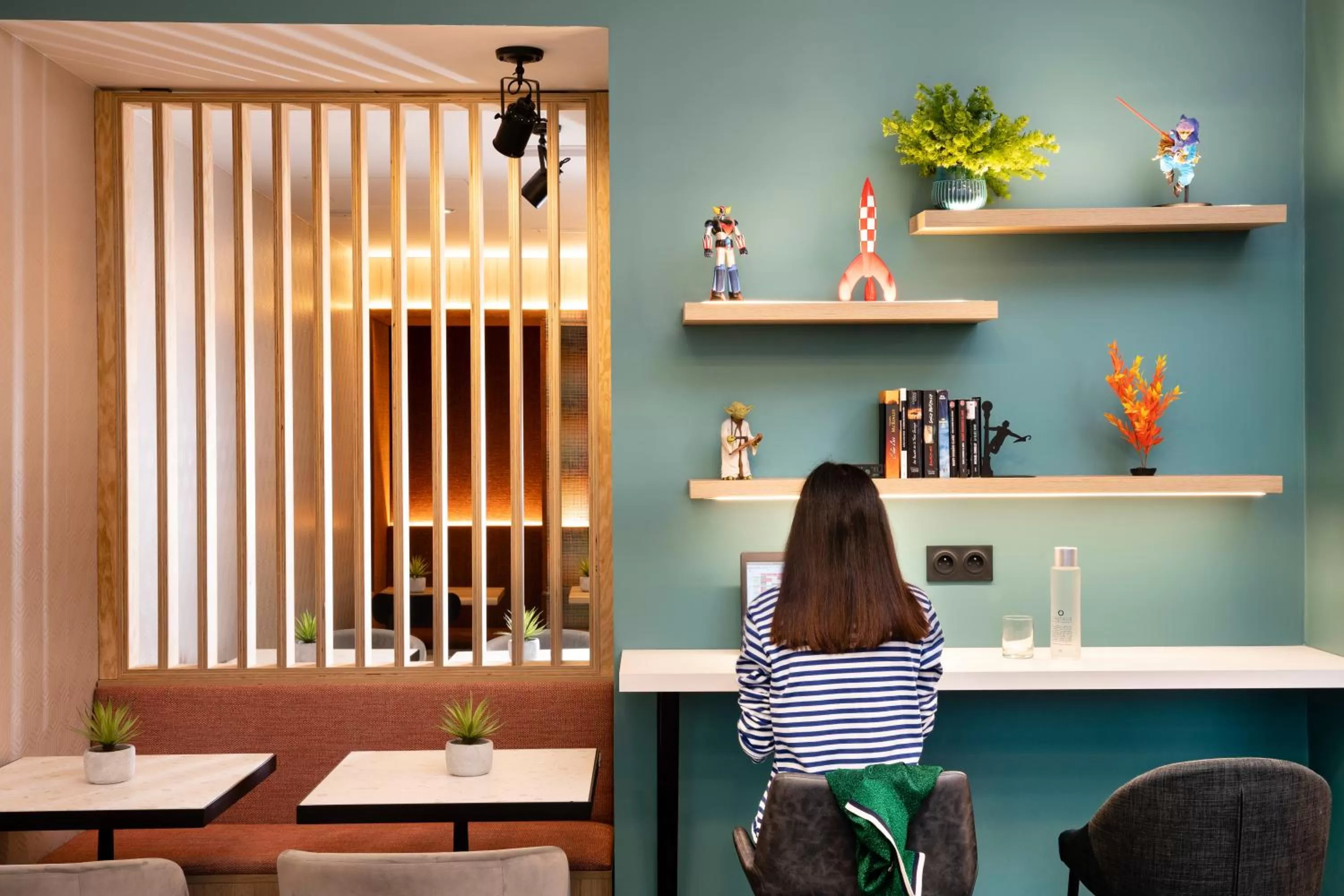 Lobby or reception in Hotel Locomo - Gare de Lyon Bastille