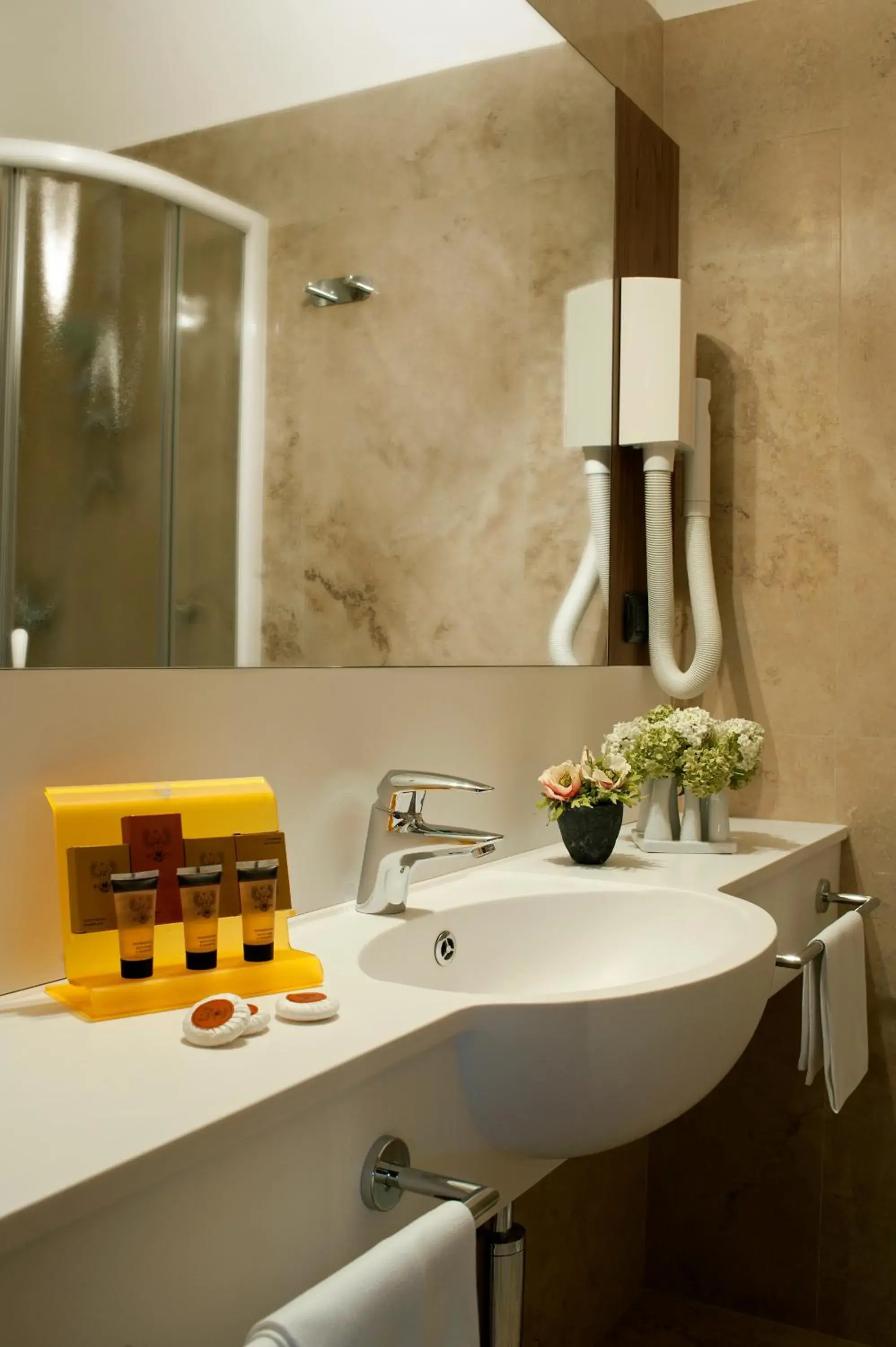 Bathroom in Hotel Fenice