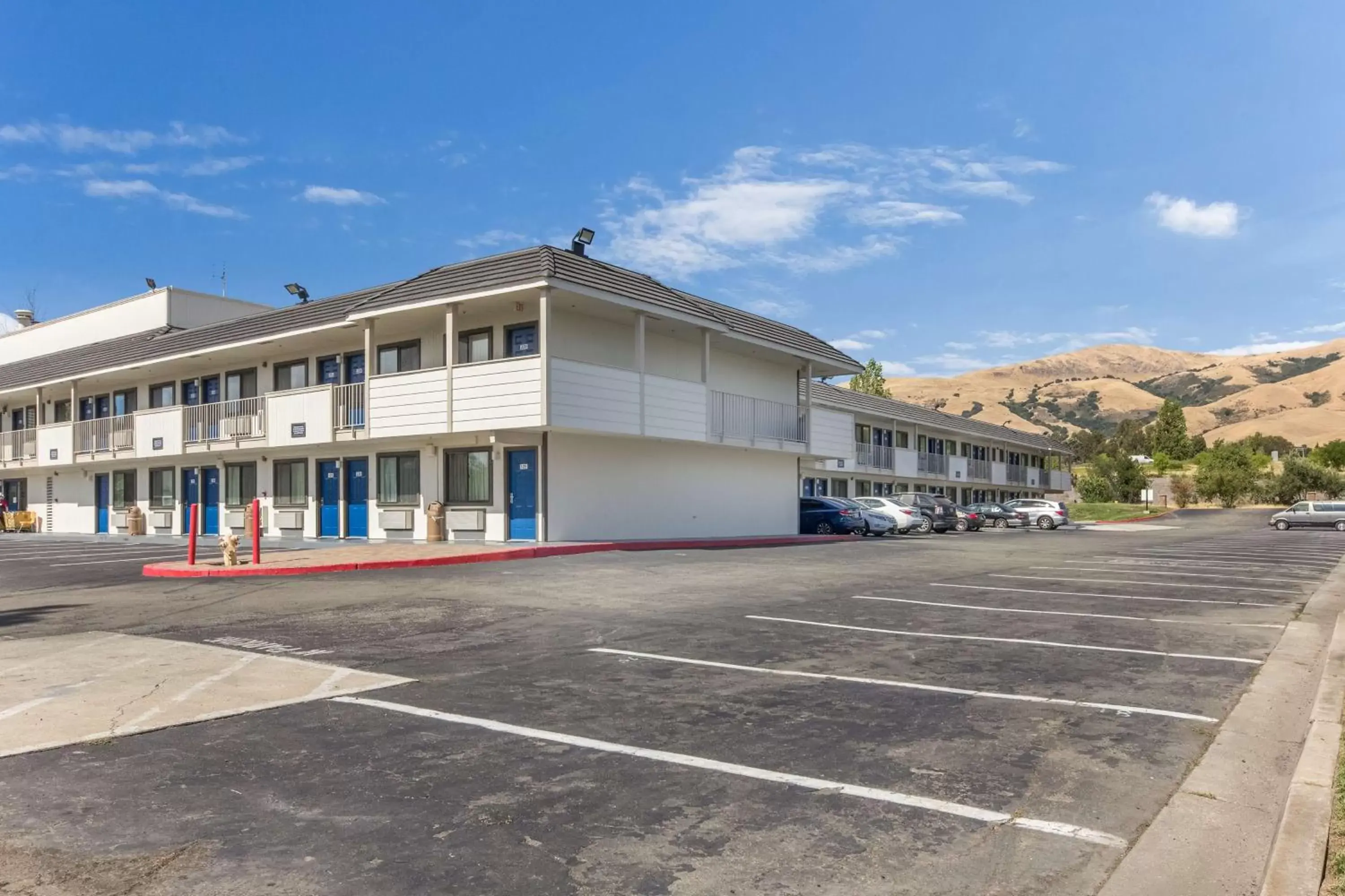 Property Building in Motel 6-Fremont, CA - South