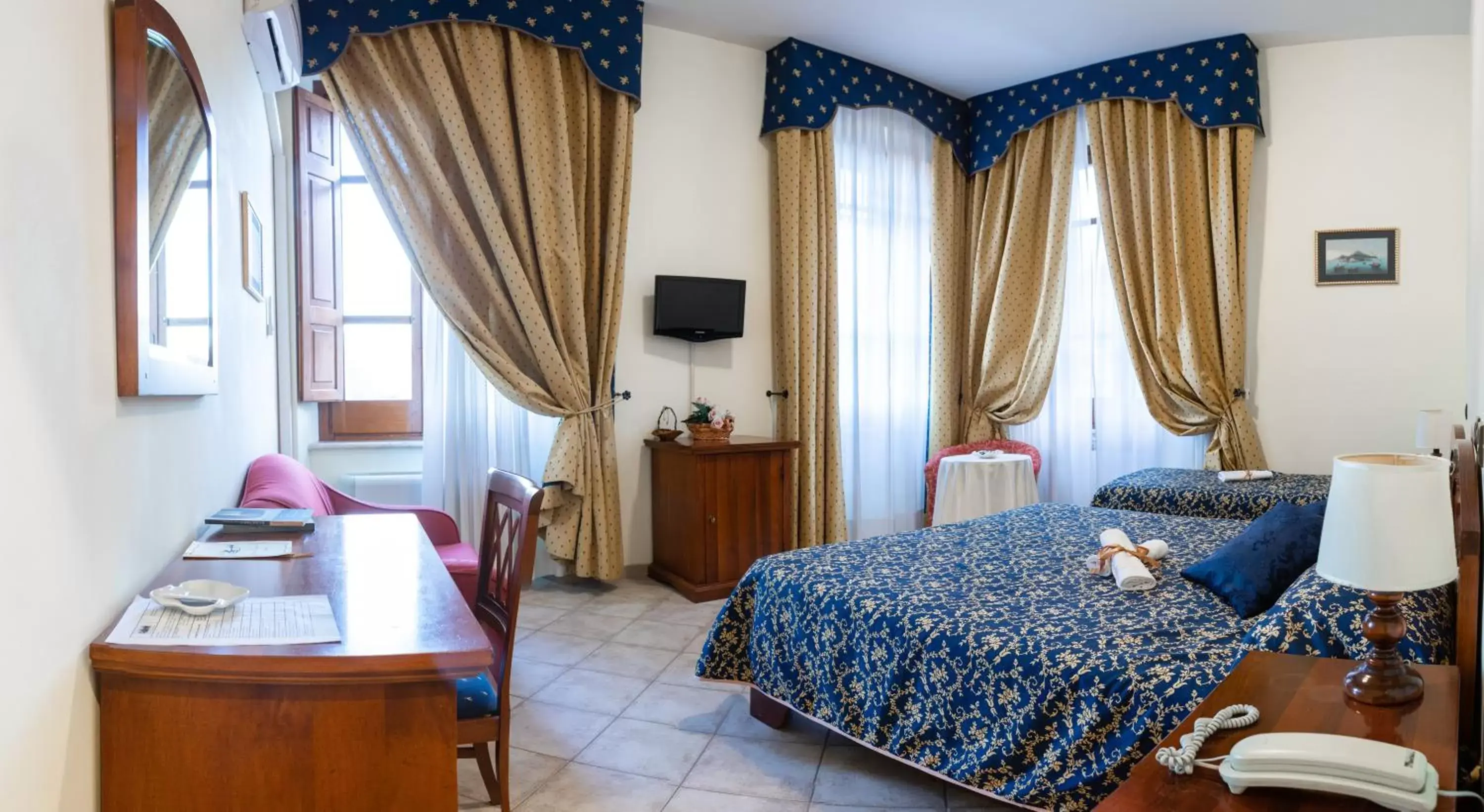 Photo of the whole room in Hotel Il Cavalier D'Arpino