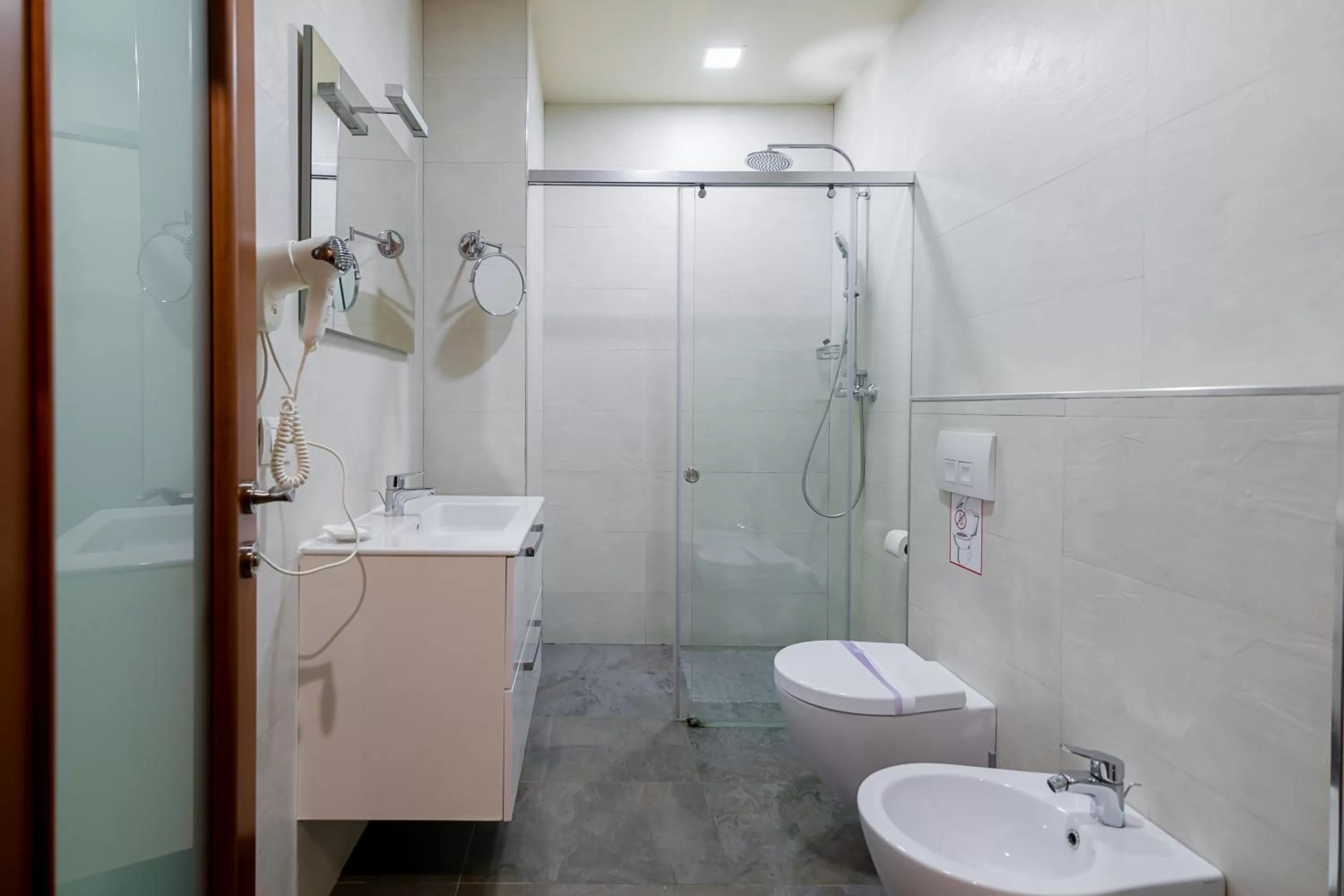 Bathroom in La Bohème Hotel