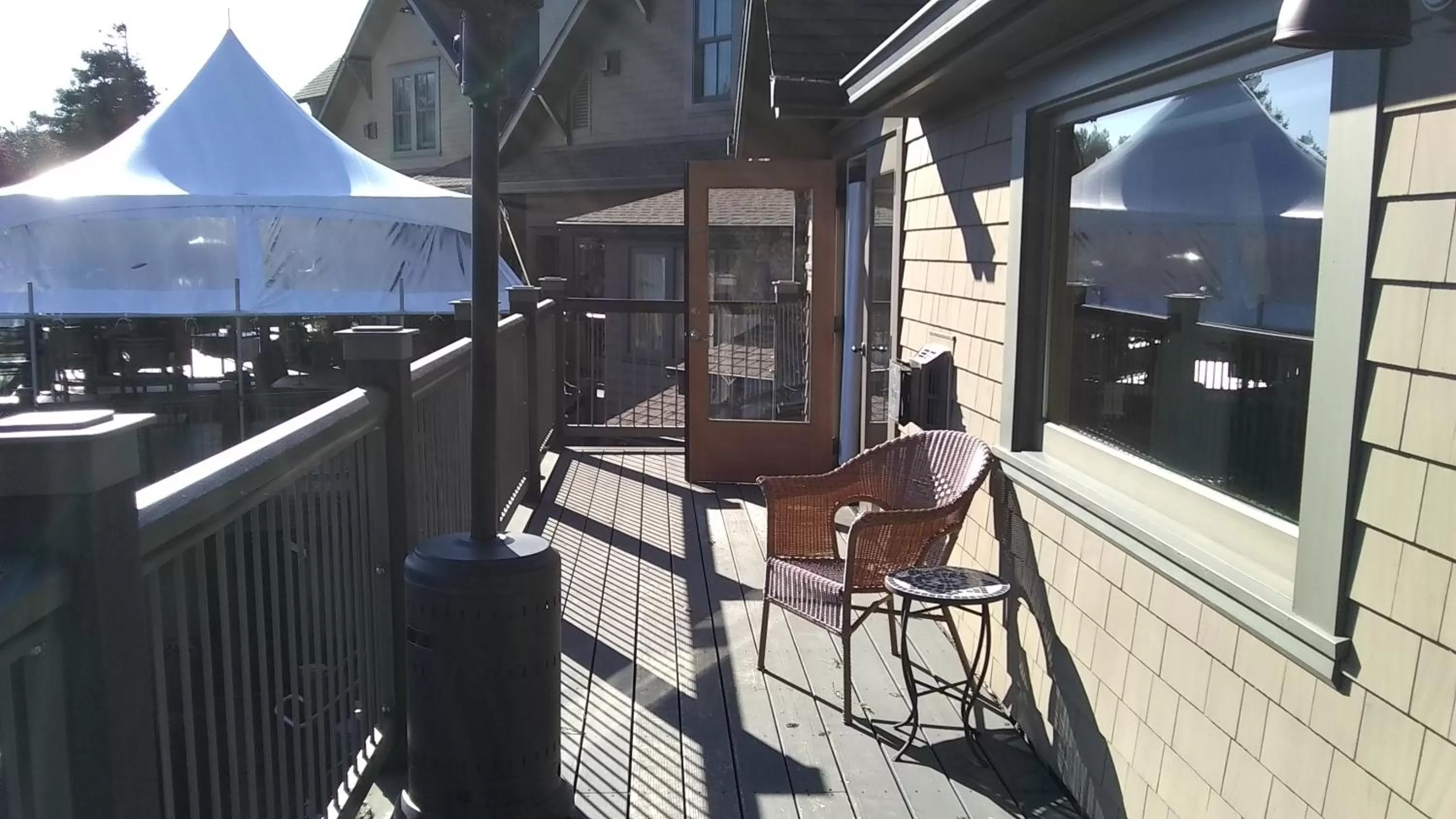 Balcony/Terrace in Noyo Harbor Inn