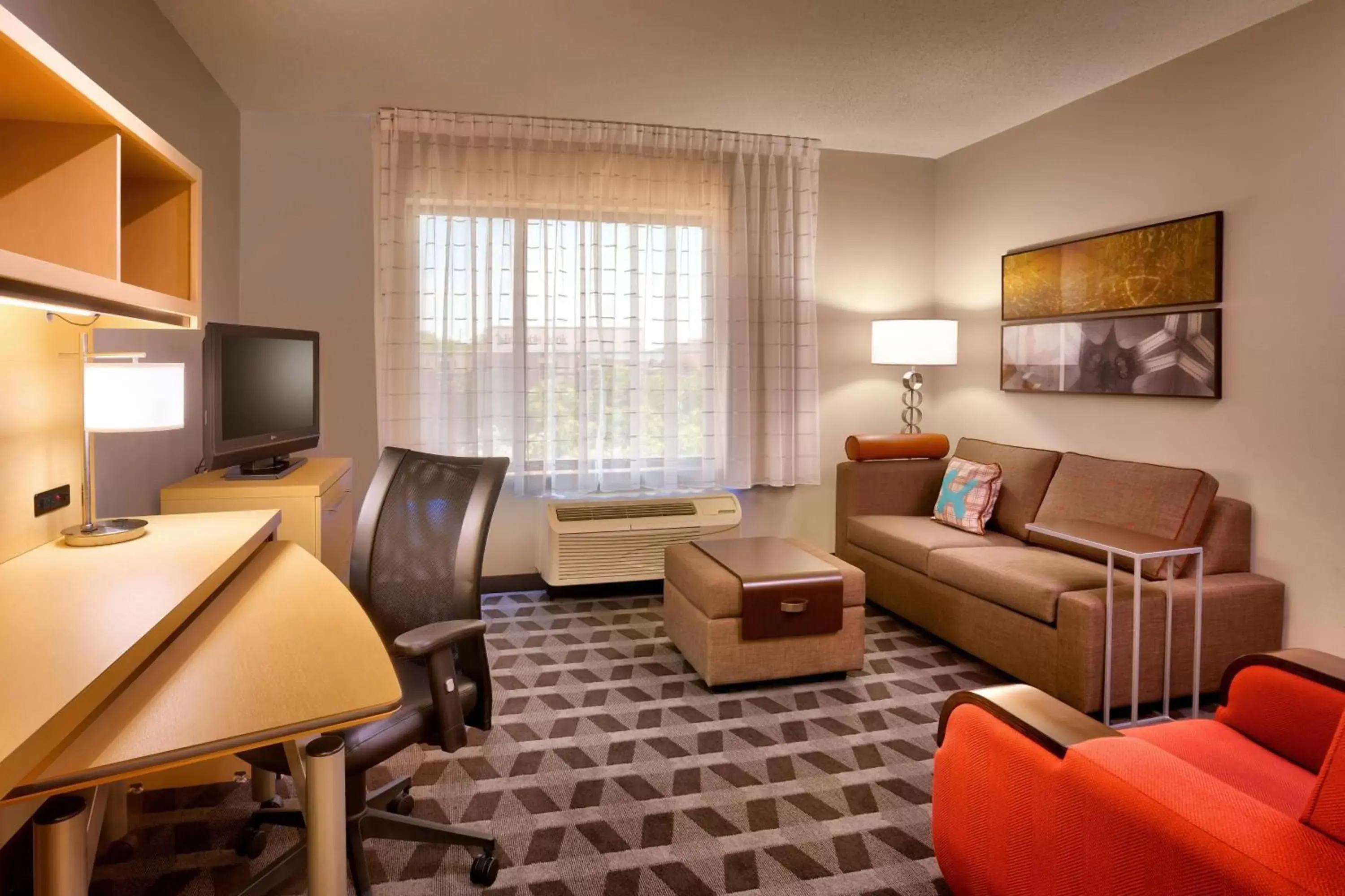 Living room, Seating Area in TownePlace Suites Omaha West