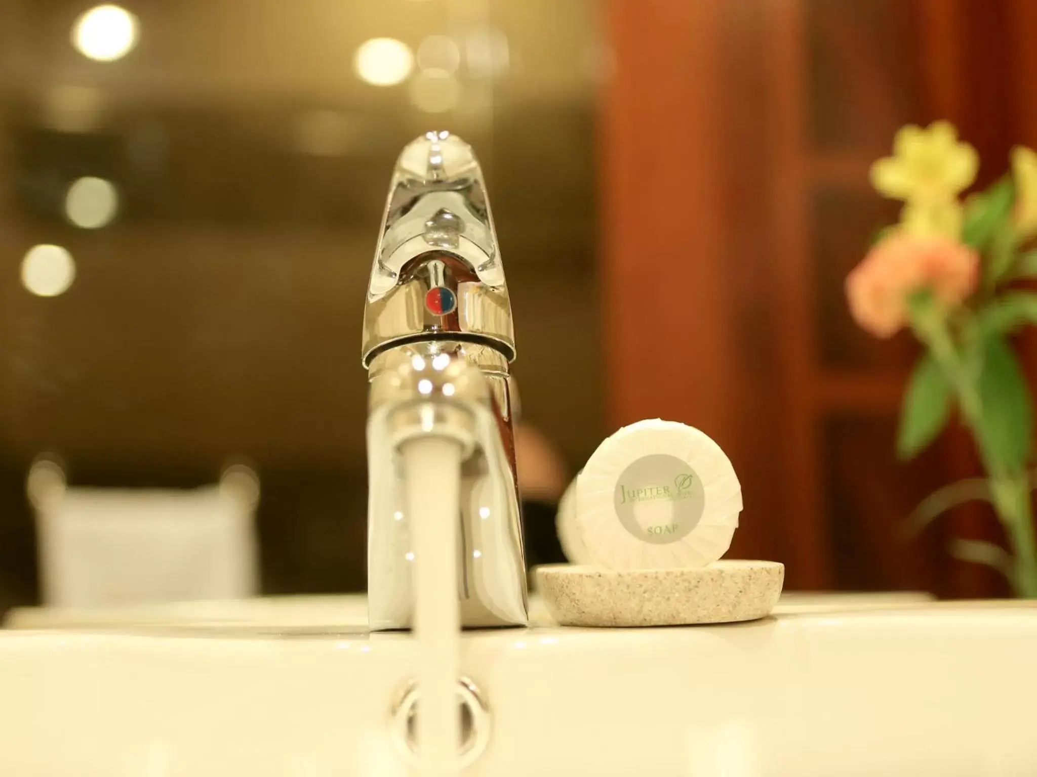 Bathroom in Jupiter International Hotel - Bole