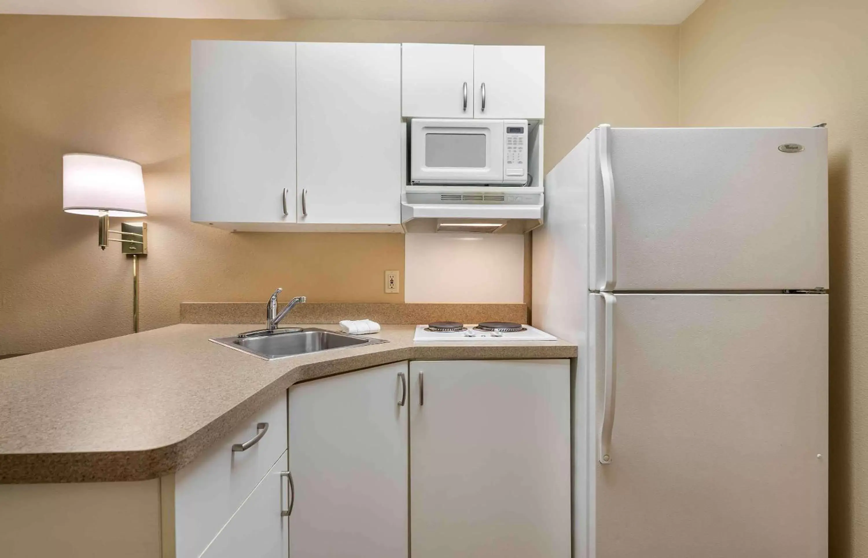 Bedroom, Kitchen/Kitchenette in Extended Stay America Suites - Colorado Springs - West
