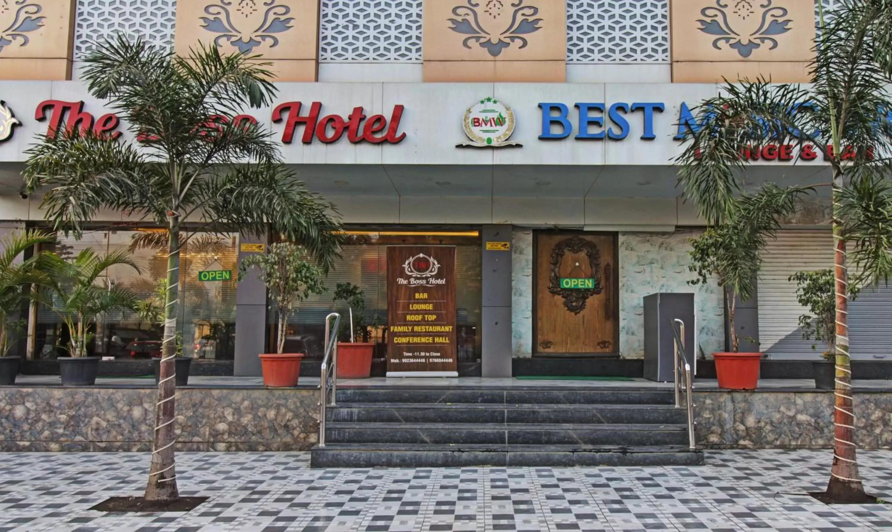 Facade/entrance in Treebo The Boss Facade/entrance in Treebo The Boss