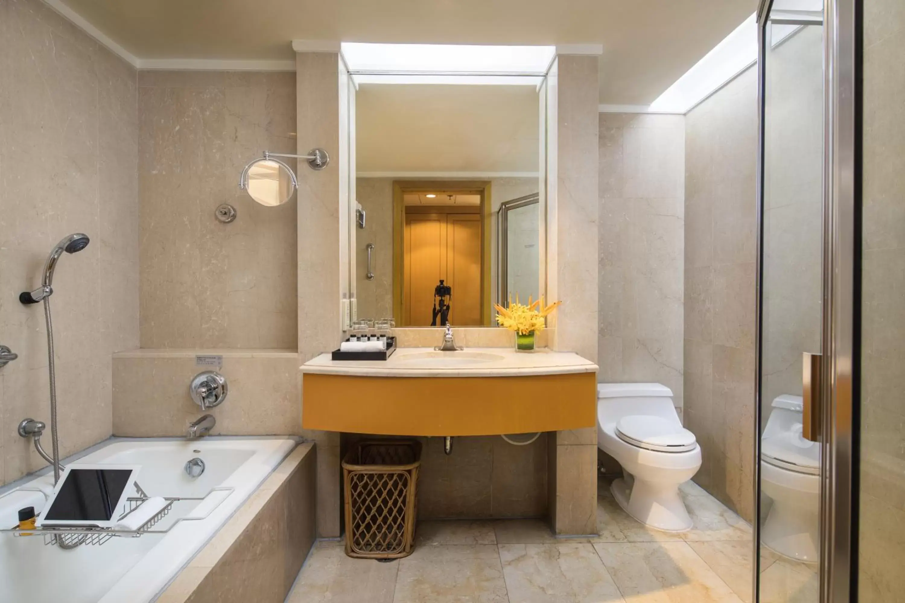 Toilet, Bathroom in Sheraton Nanjing Kingsley Hotel & Towers