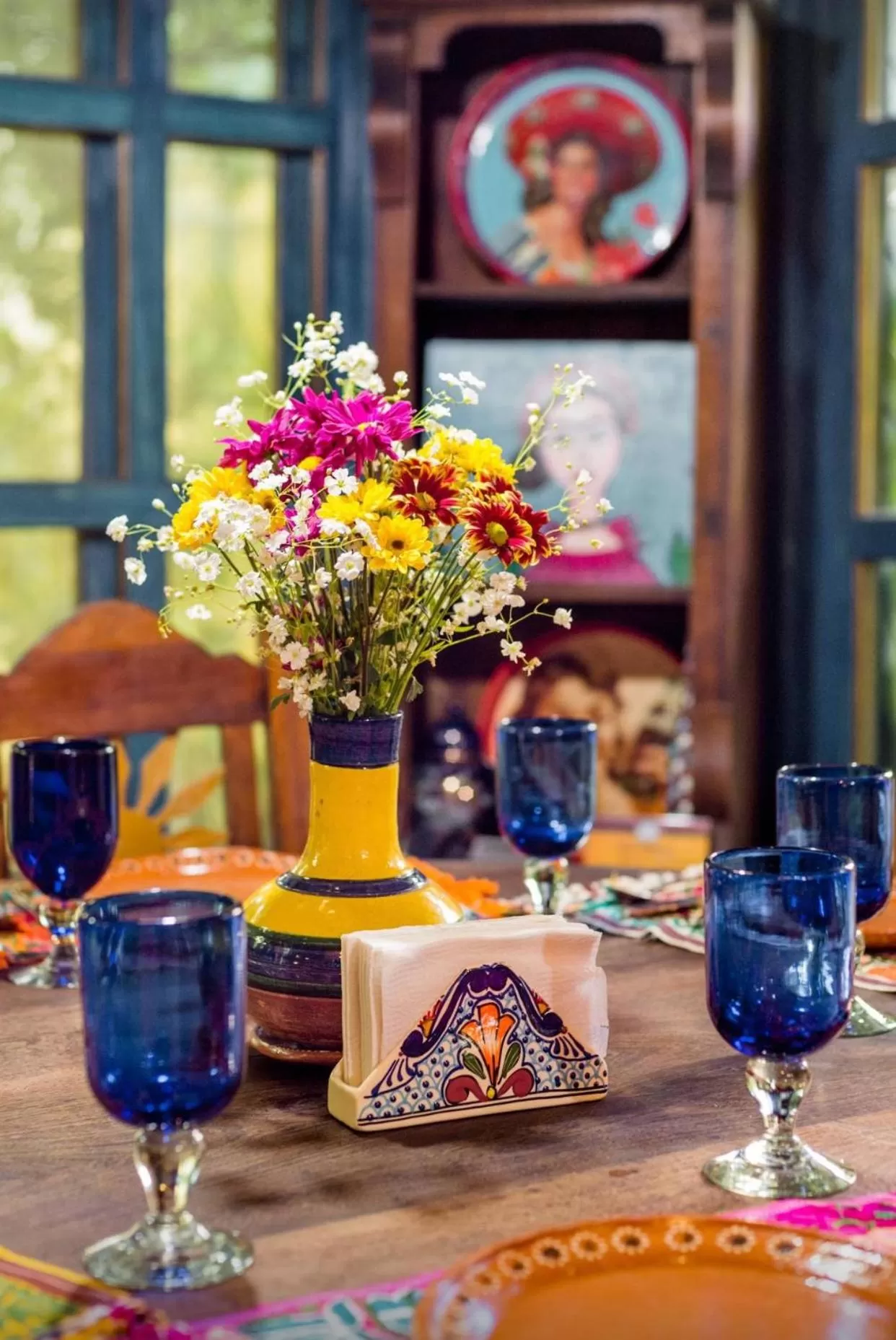 Communal kitchen in Hacienda Boutique B&B and Spa Solo Adultos